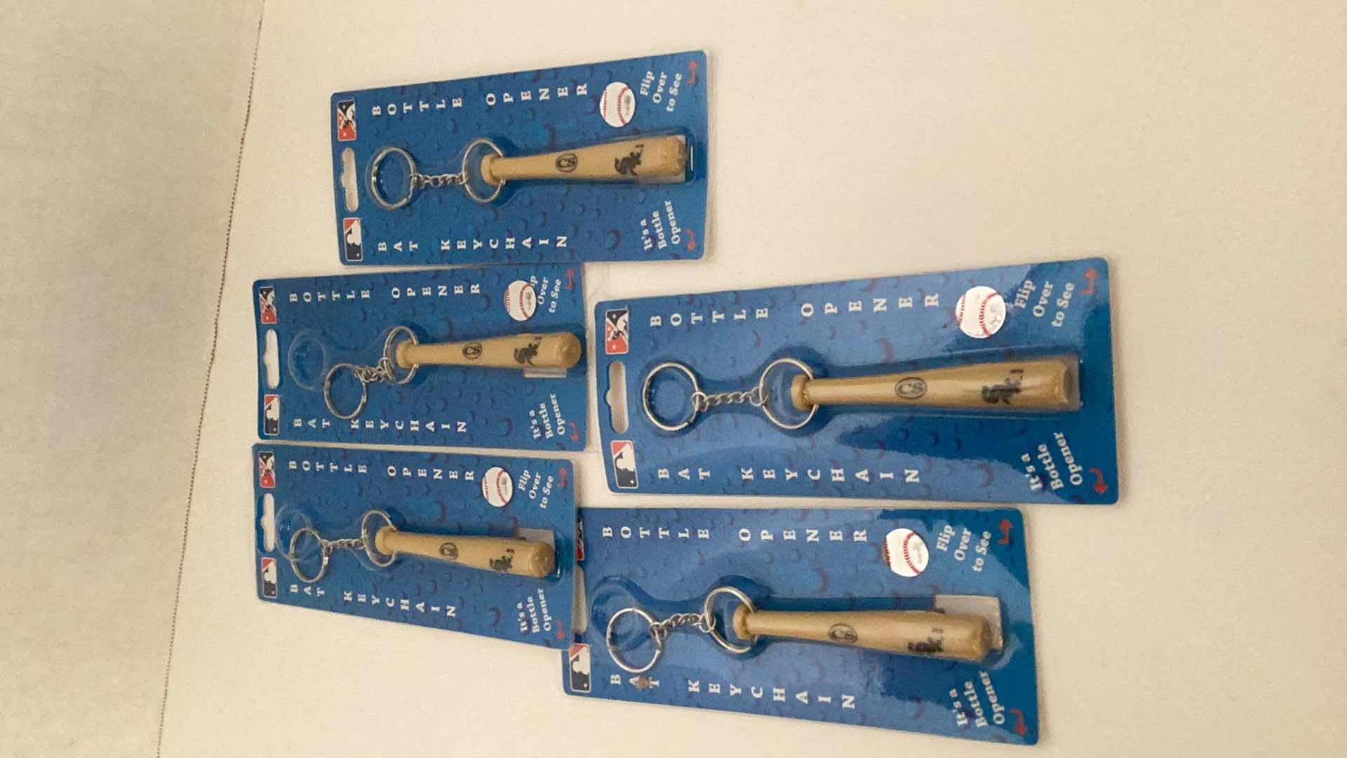 Photo 1 of 5 BASEBALL CHICAGO WHITE SOXS KEYCHAIN BOTTLE OPENER