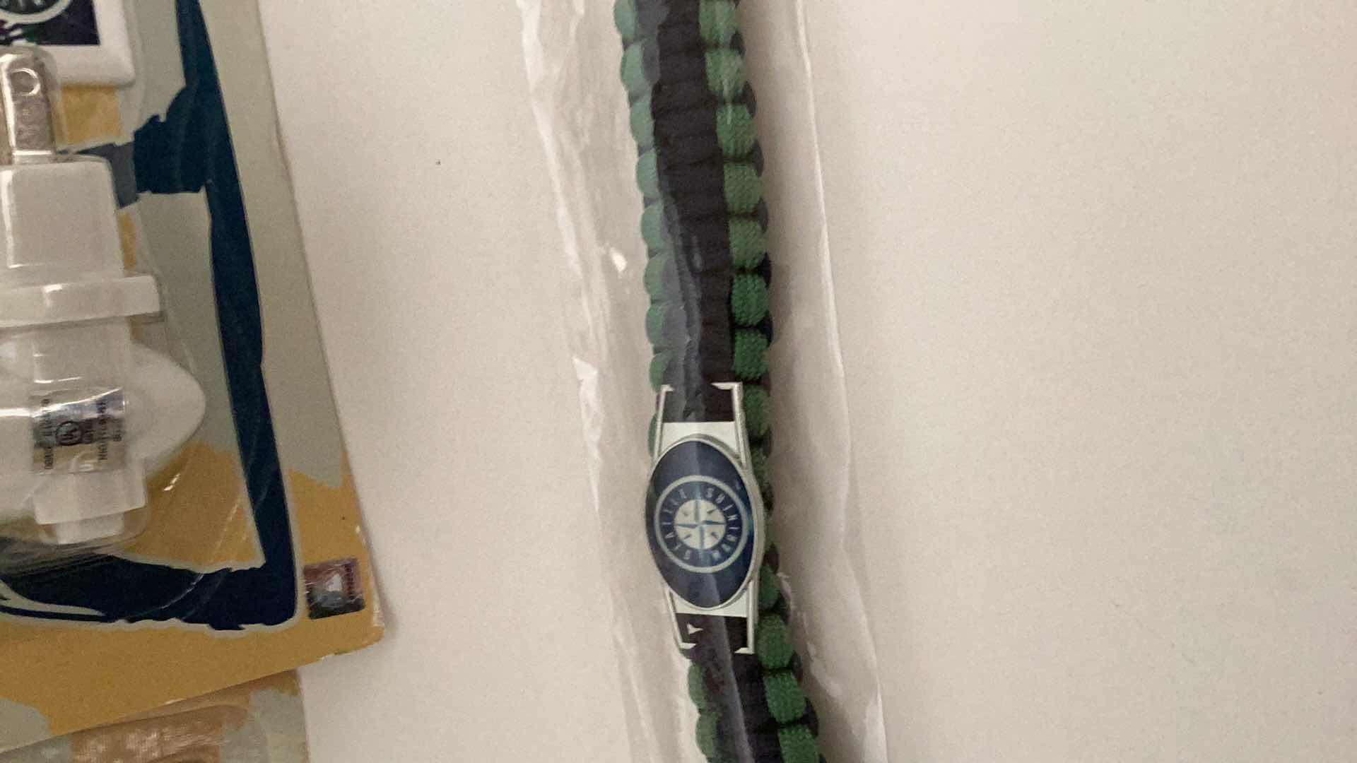 Photo 1 of BASEBALL SEATTLE MARINERS FANPACK