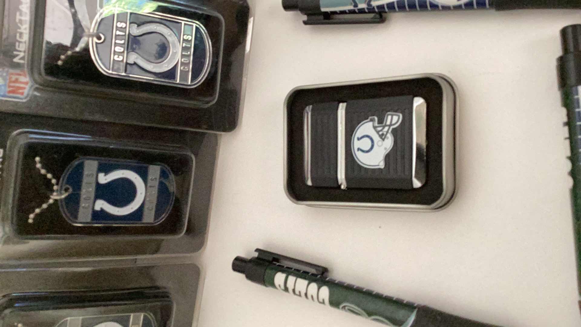 Photo 2 of FOOTBALL INDIANAPOLIS COLTS FANPACK