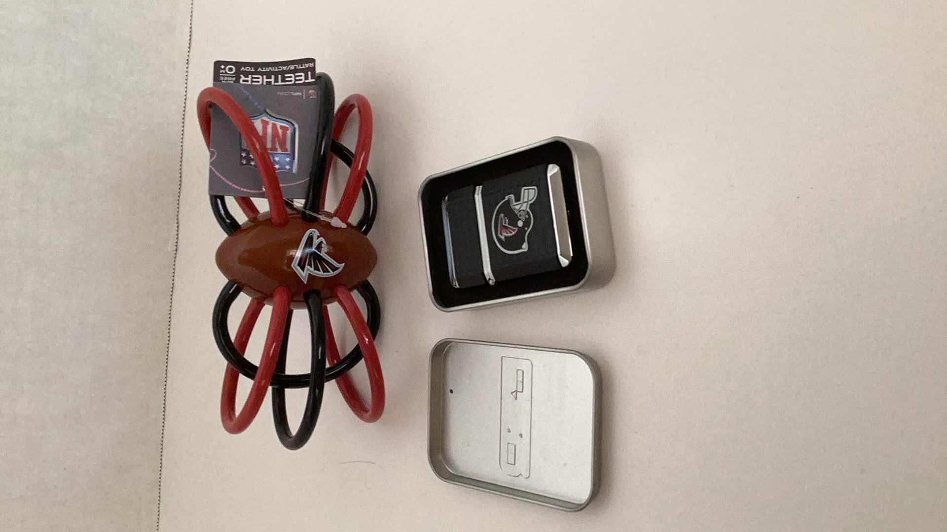 Photo 1 of FOOTBALL ATLANTA FALCONS FANPACK