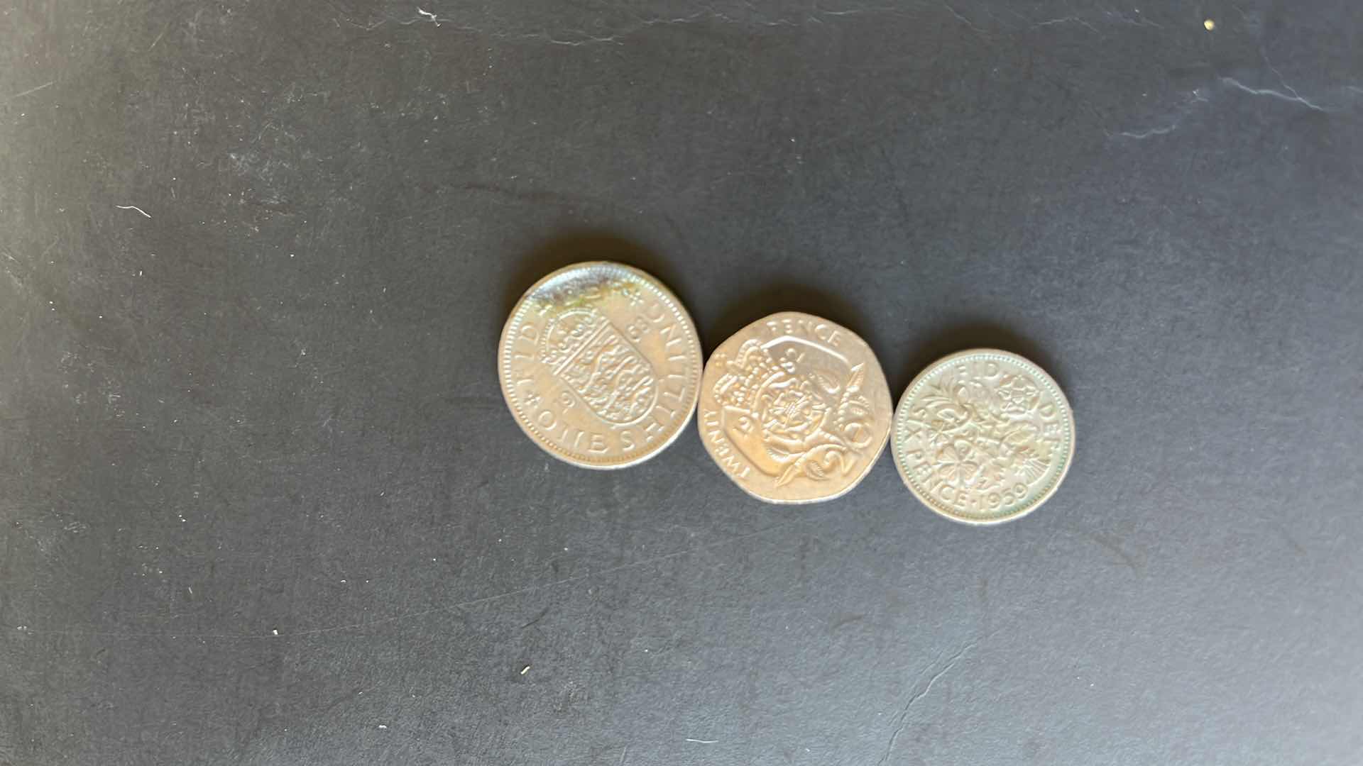 Photo 1 of ENGLAND SET OF 3 COINS