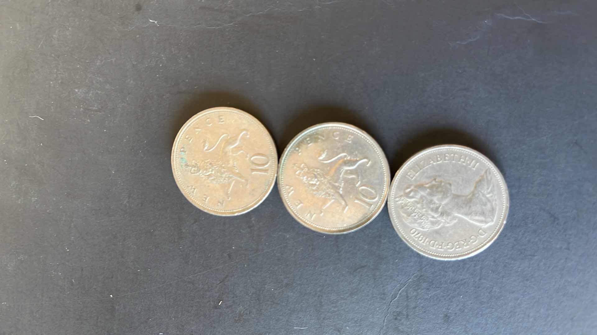 Photo 1 of ENGLAND SET OF 3 COINS