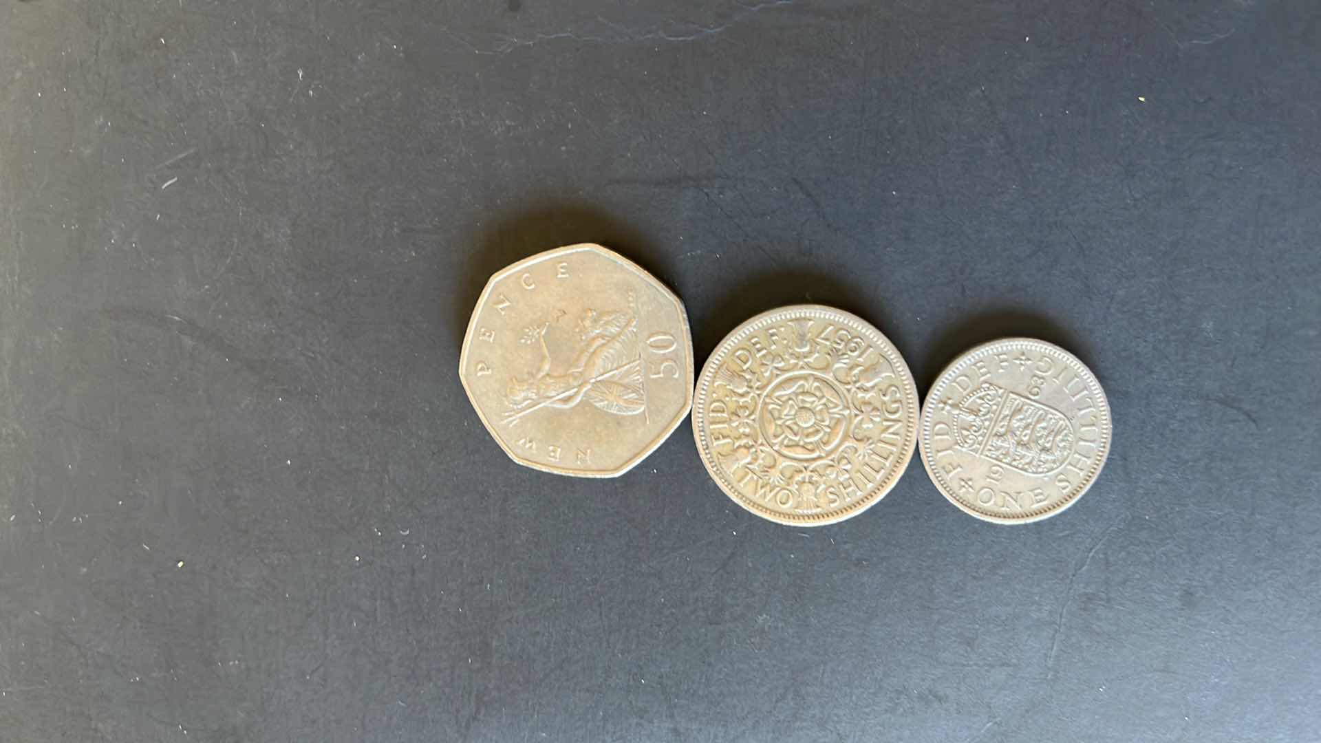 Photo 1 of ENGLAND SET OF 3 COINS