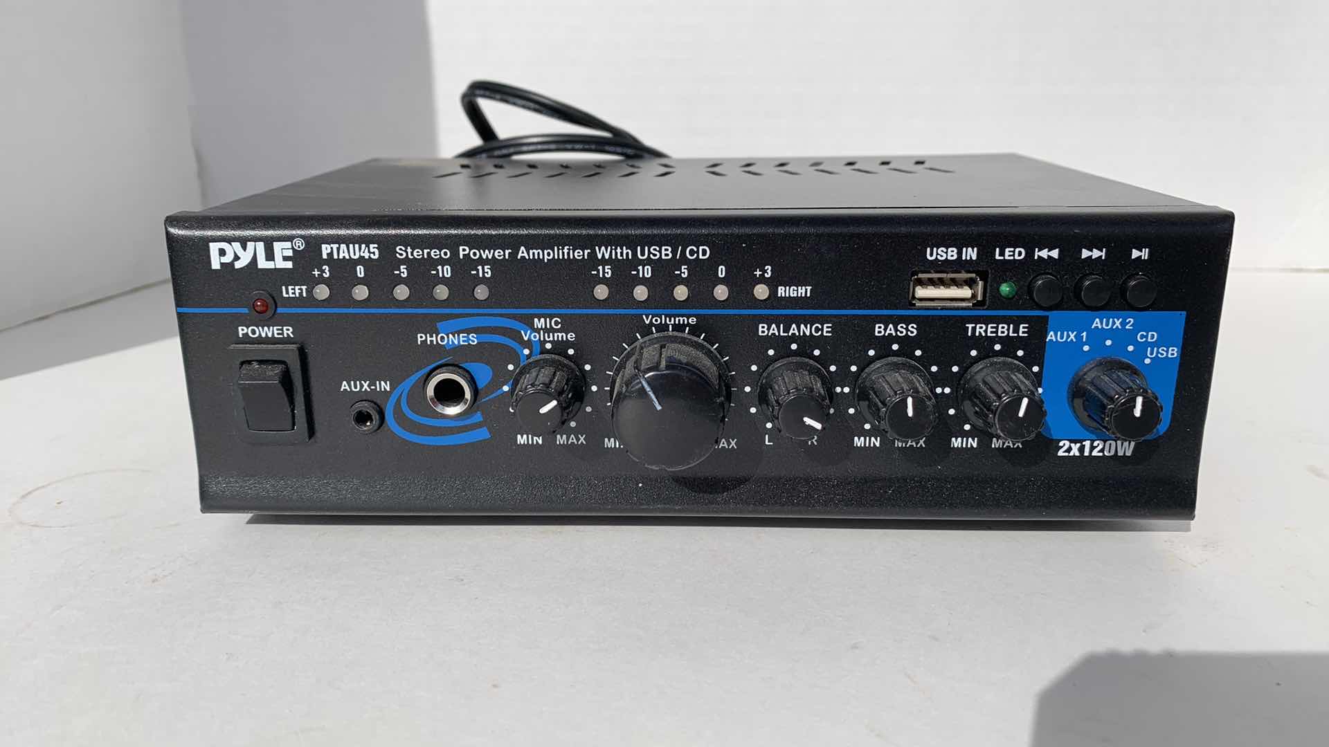 Photo 1 of PYLE PTAU45 2 X 120 WATT AMPLIFIER 