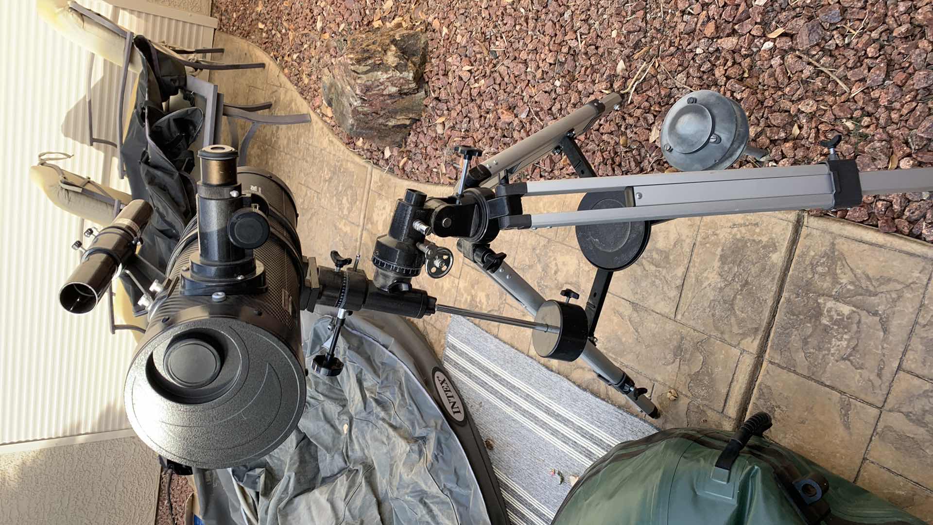 Photo 2 of SOLOMARK PROFESSIONAL 130MM NEWTONIAN REFLECTOR TELESCOPE WITH COVER