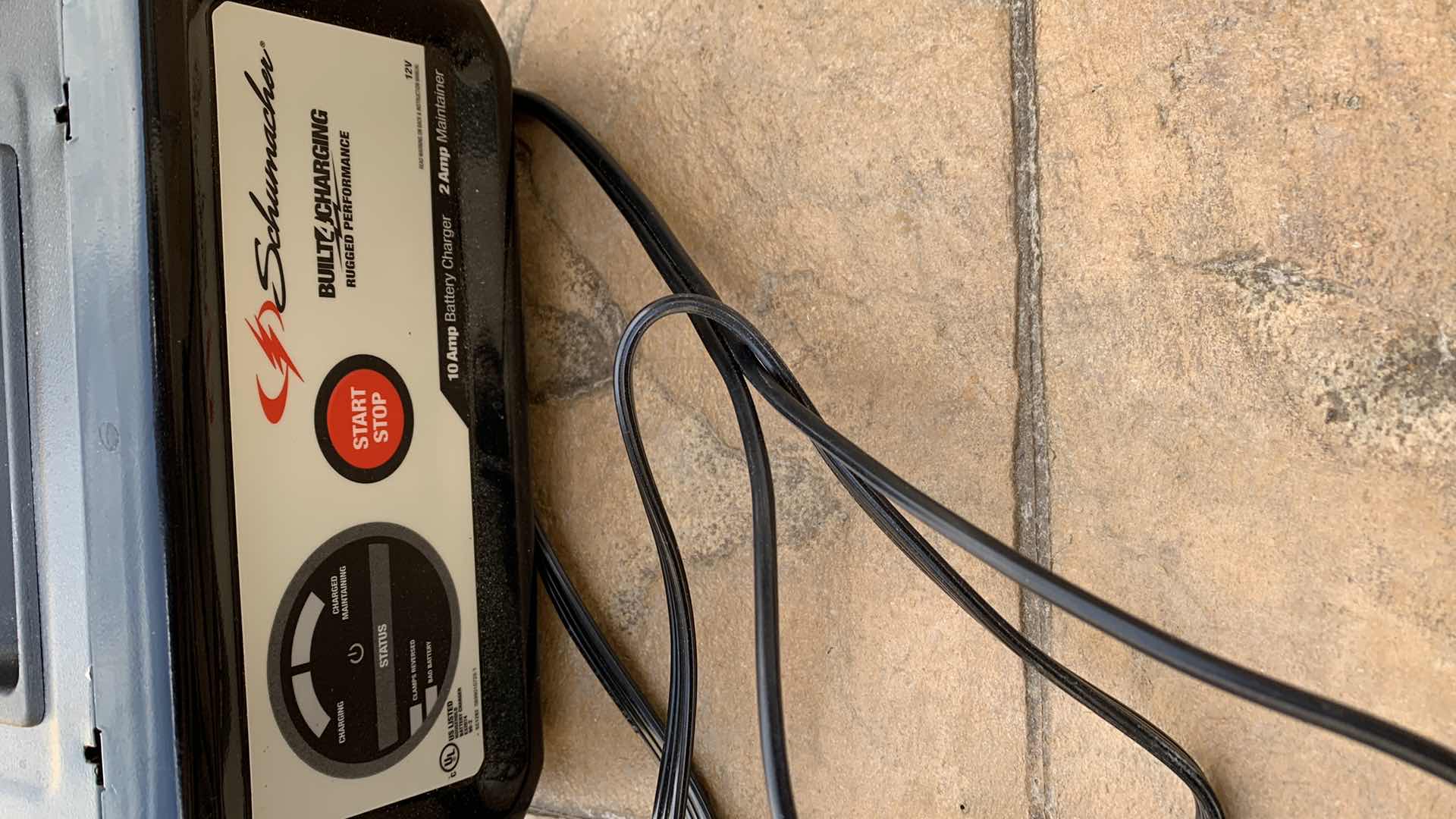 Photo 1 of MINN KOTA 5 SPEED 30 POUNDS OF THRUST 30" AND BATTERY