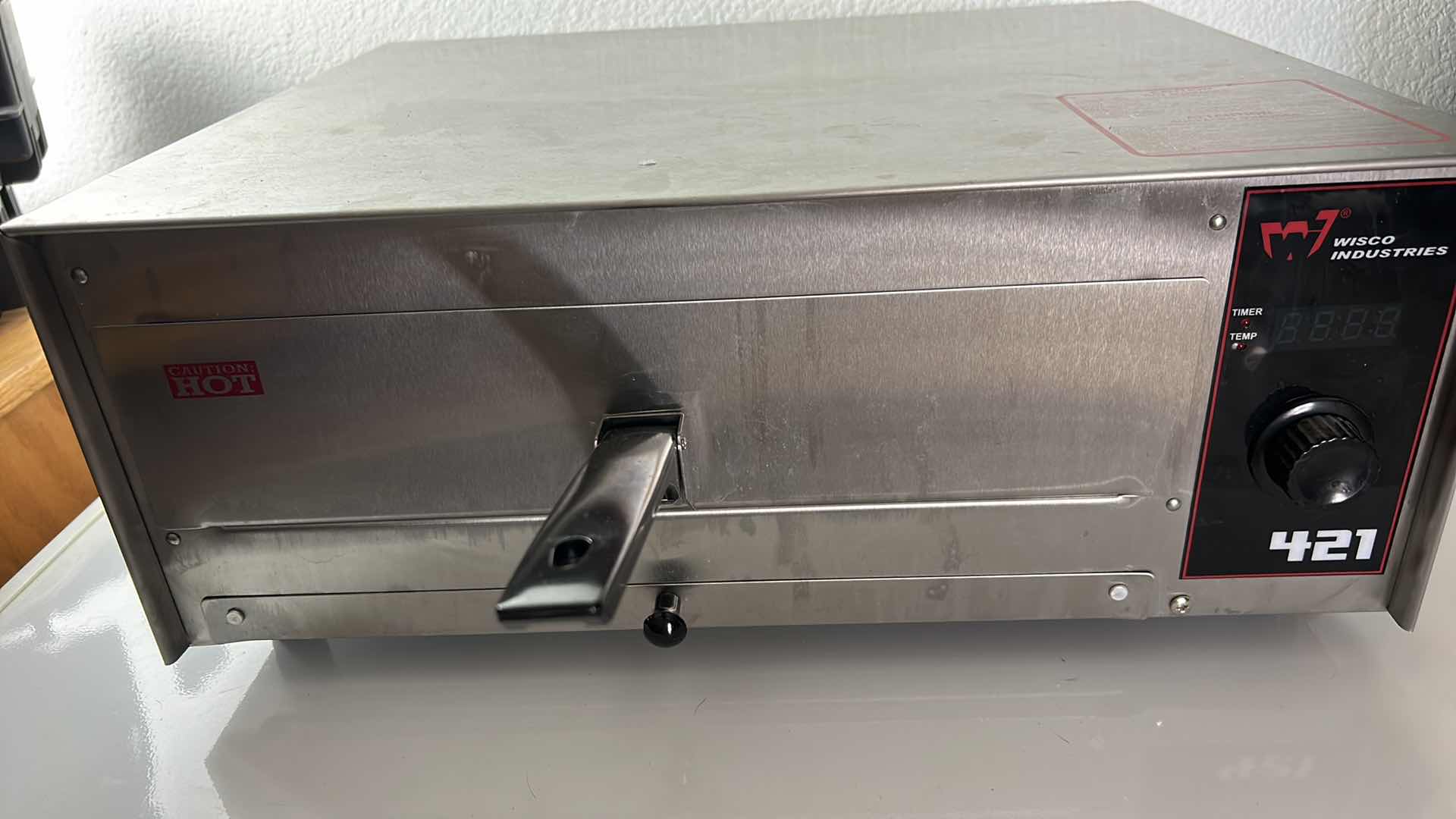 Photo 1 of WISCO 421 WISCONSIN INDUSTRIES PIZZA AND SNACK MAKER