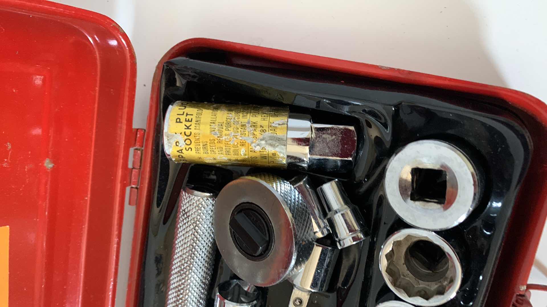 View 5 of BLACK AND DECKER EXTRA HEAVY DUTY DRILL WITH SOCKETS SET