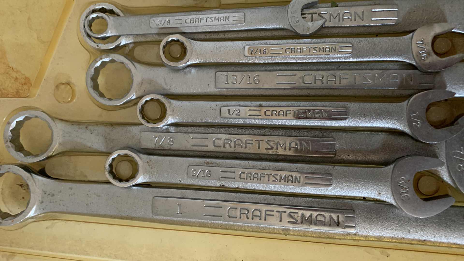 Photo 1 of CRAFTSMAN STANDARD WRENCH SET