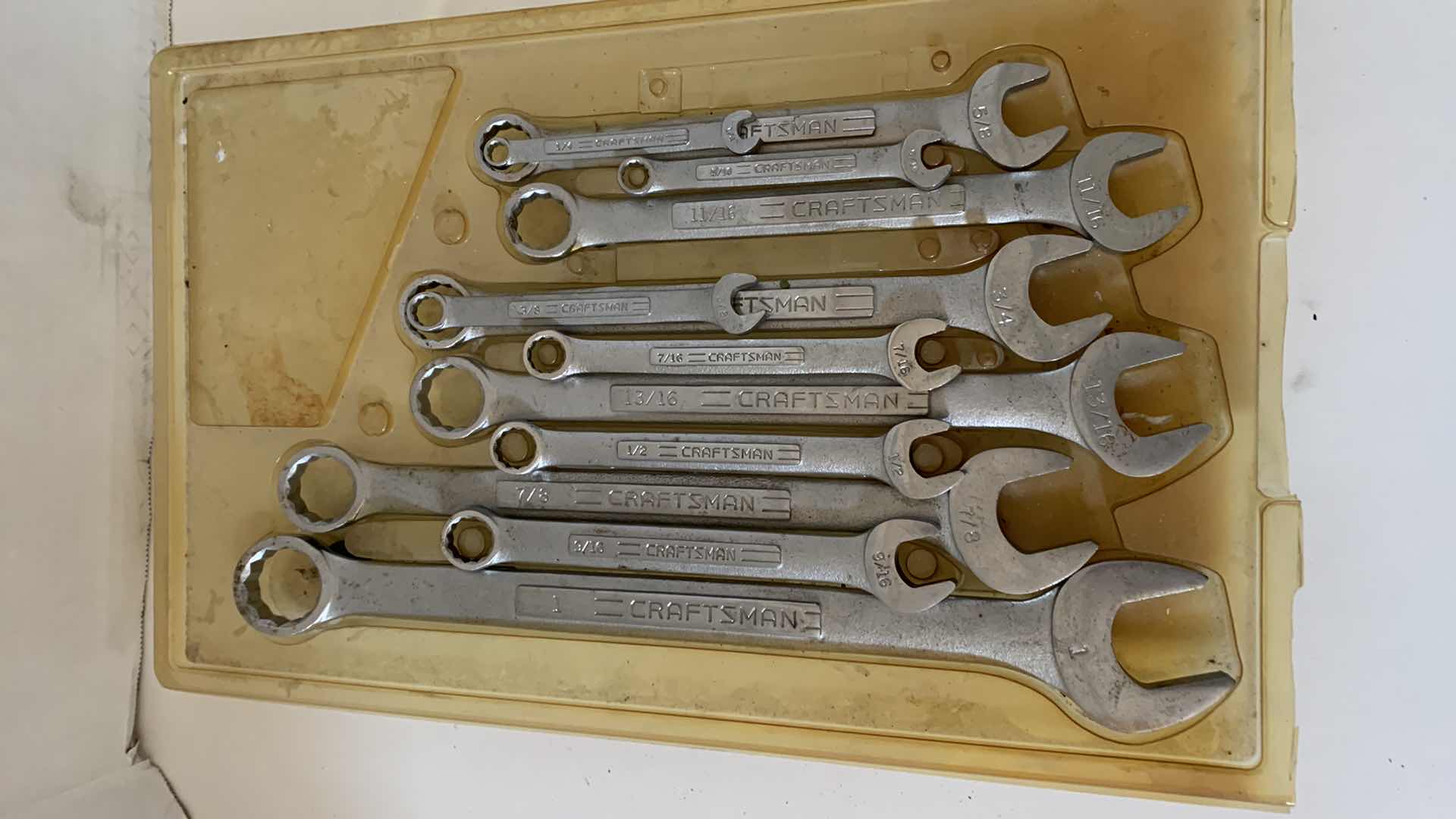 Photo 1 of CRAFTSMAN STANDARD WRENCH SET
