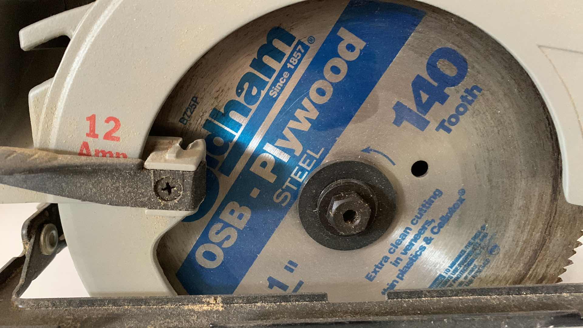 Photo 1 of CRAFTSMAN 12 AMP 7 1/4” CIRCULAR SAW