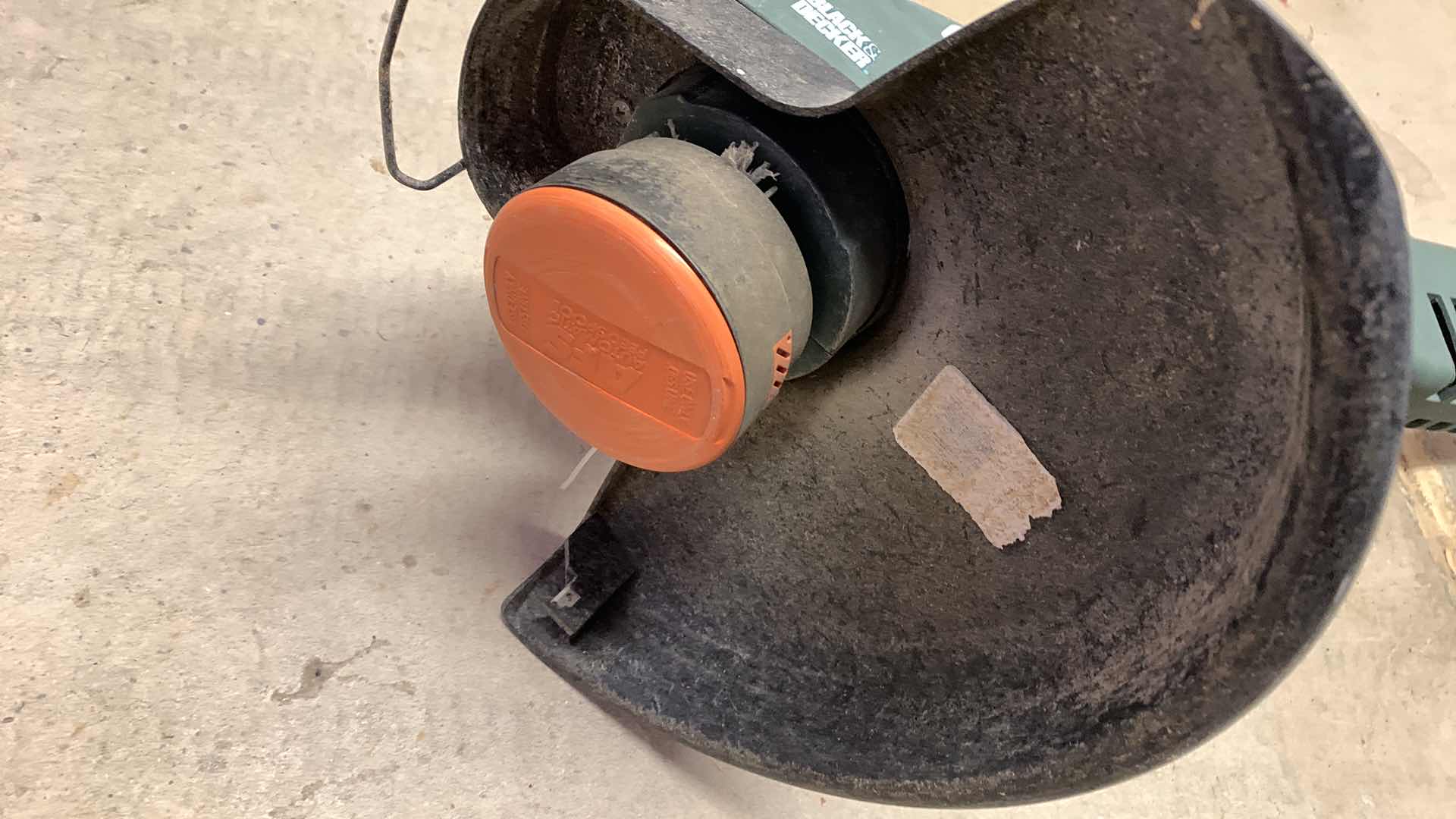 Photo 1 of BLACK AND DECKER ELECTRIC GRASSHOG WEED TRIMMER