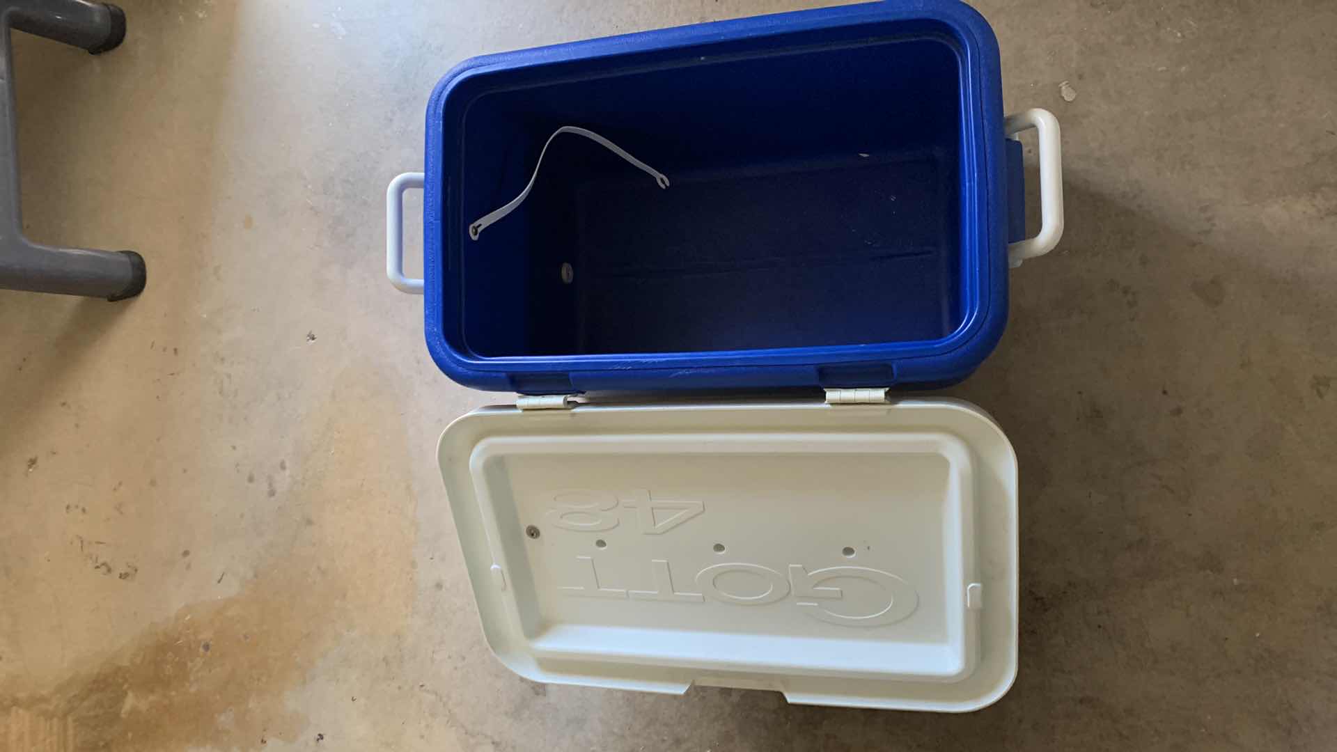 Photo 1 of GOTT 48 QUART ICE CHEST