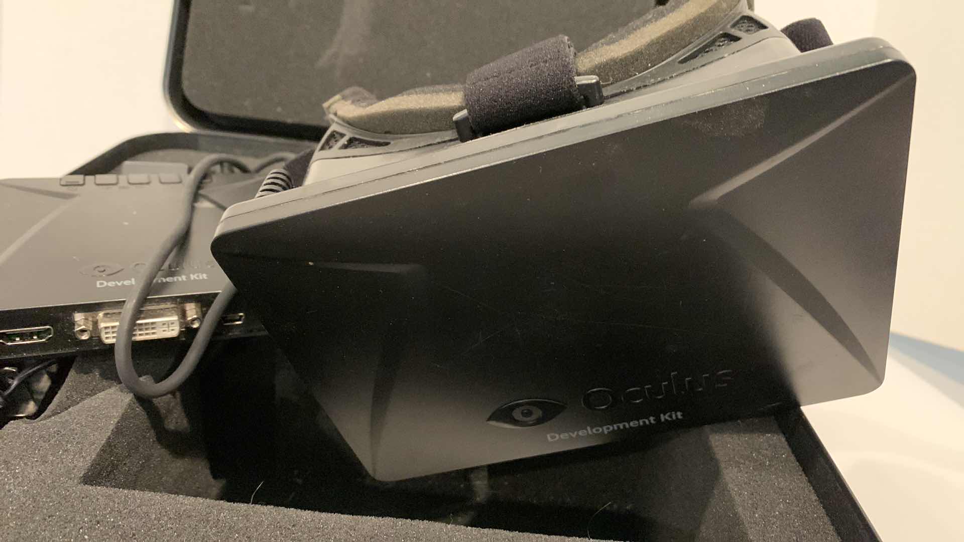 Photo 1 of OCULUS DEVELOPMENT KIT