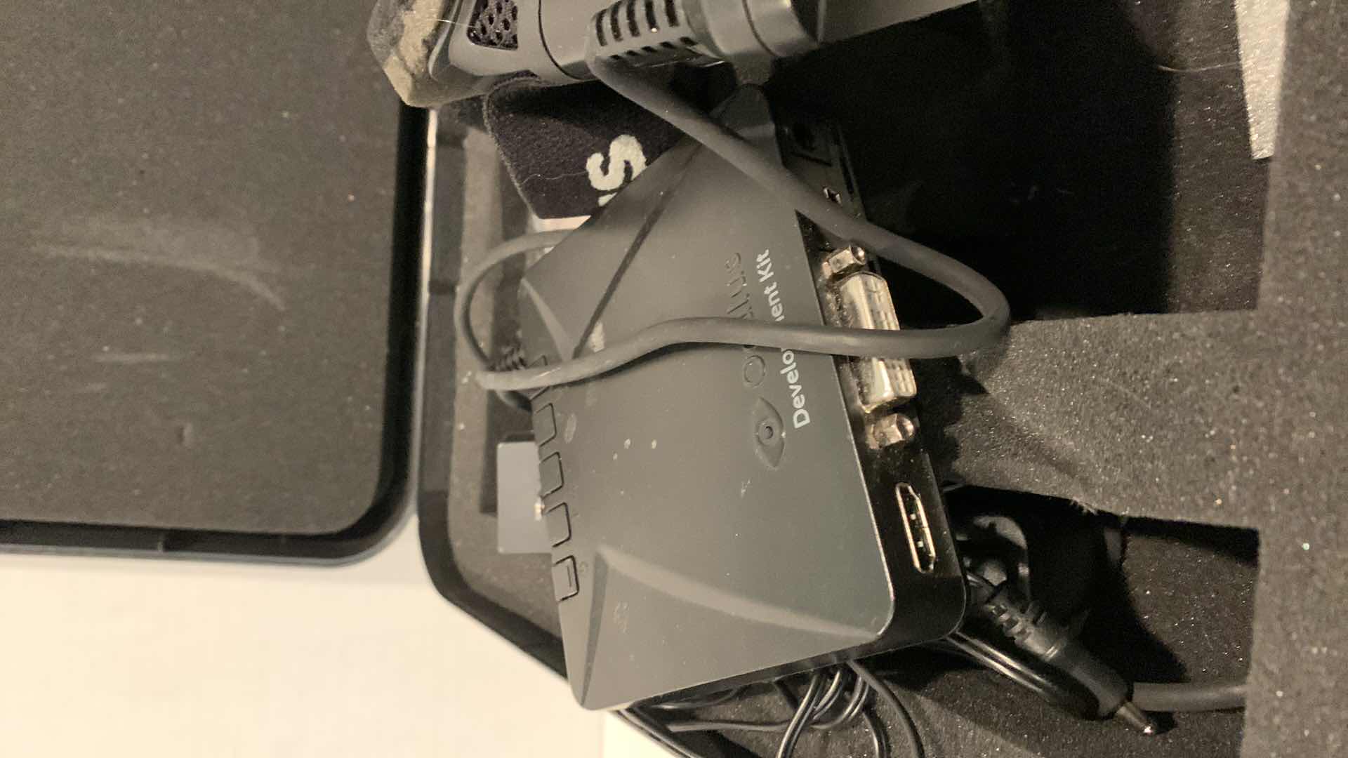 Photo 1 of OCULUS DEVELOPMENT KIT