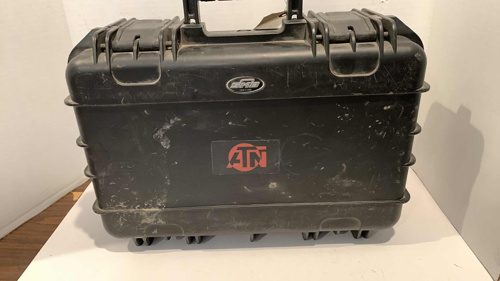 Photo 1 of Bushnell     4X-12X 40