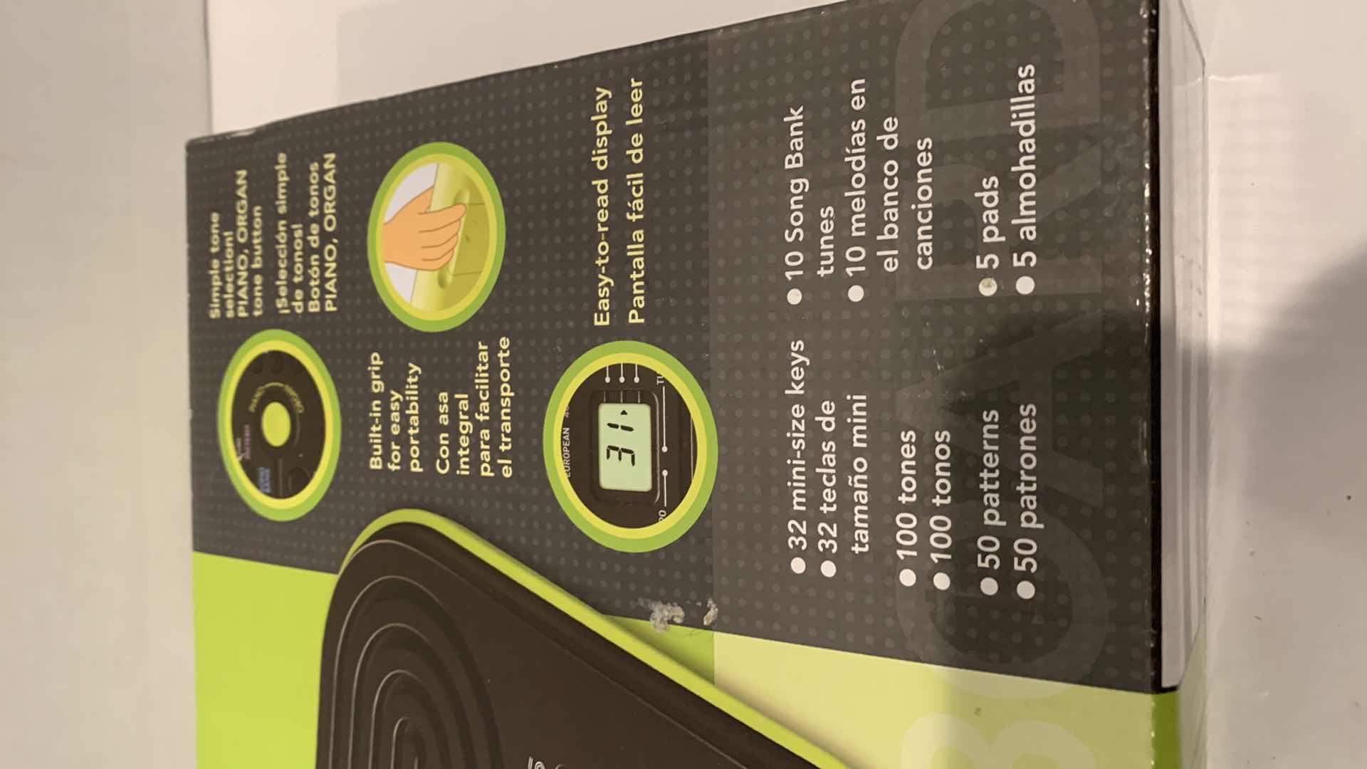 Photo 1 of CASIO SA-46 ELECTRONIC KEYBOARD