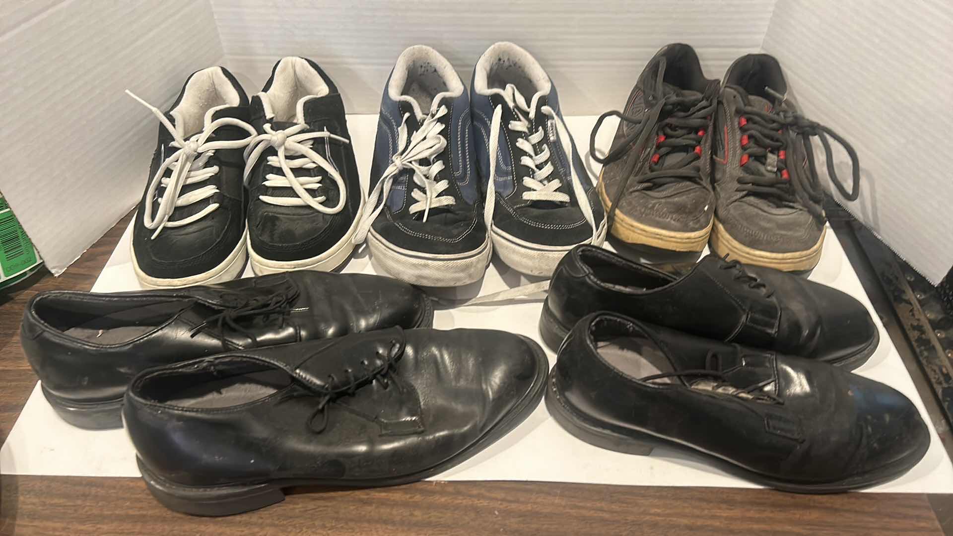 Photo 1 of MENS SHOE ASSORTMENT, VANS AND MORE SIZE ( VANS 7.5, 8,5, 13 BLACK DRESS SHOES  9, 9.5)
