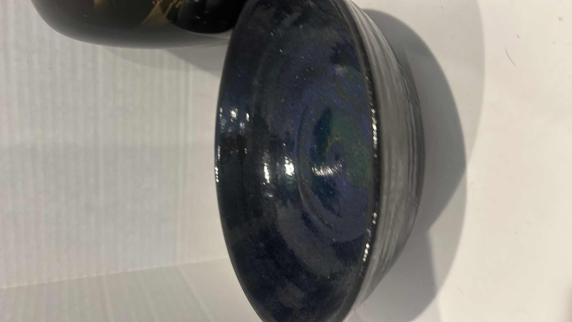 Photo 1 of CERAMIC HOME DECOR - H VASE 8.5”