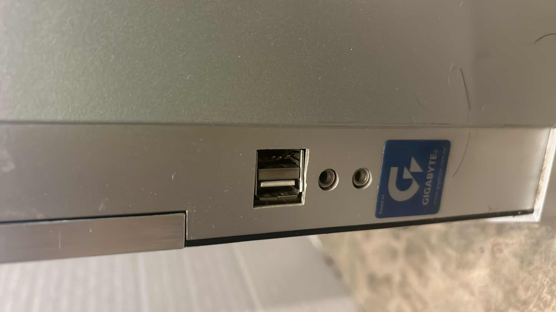 Photo 1 of CUSTOM BUILD - EXTRA COOLING EXTRA STORAGE MEDIA READER