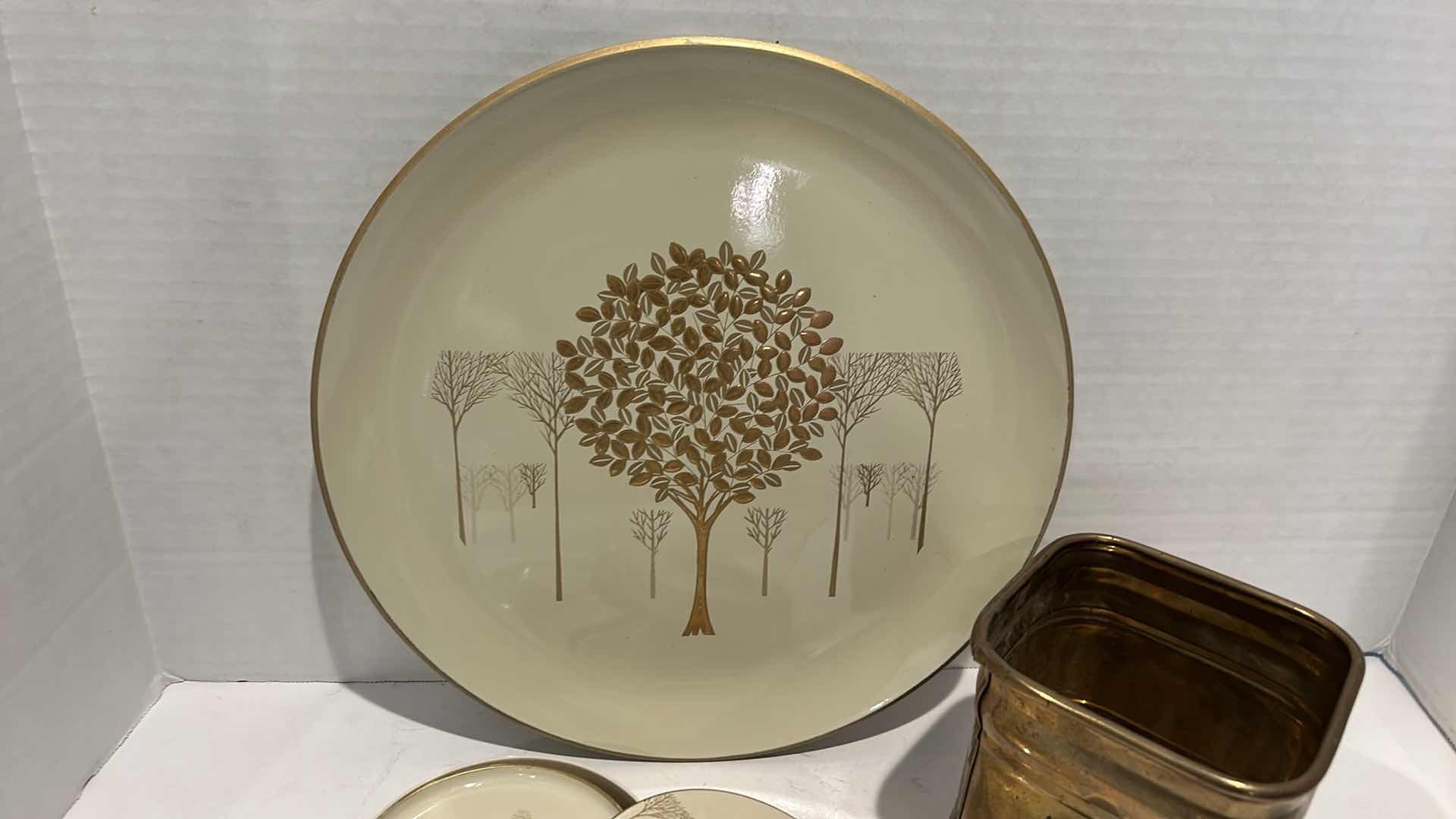 Photo 1 of HOME DECOR ASSORTMENT