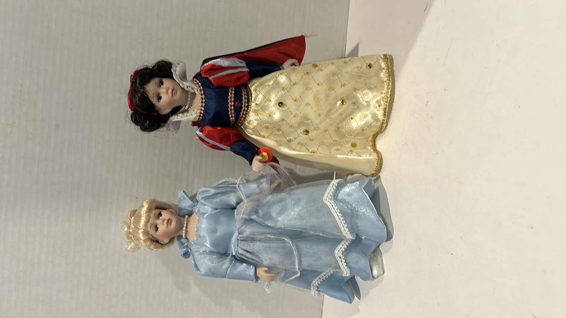 Photo 4 of DISNEY DOLLS H 12”