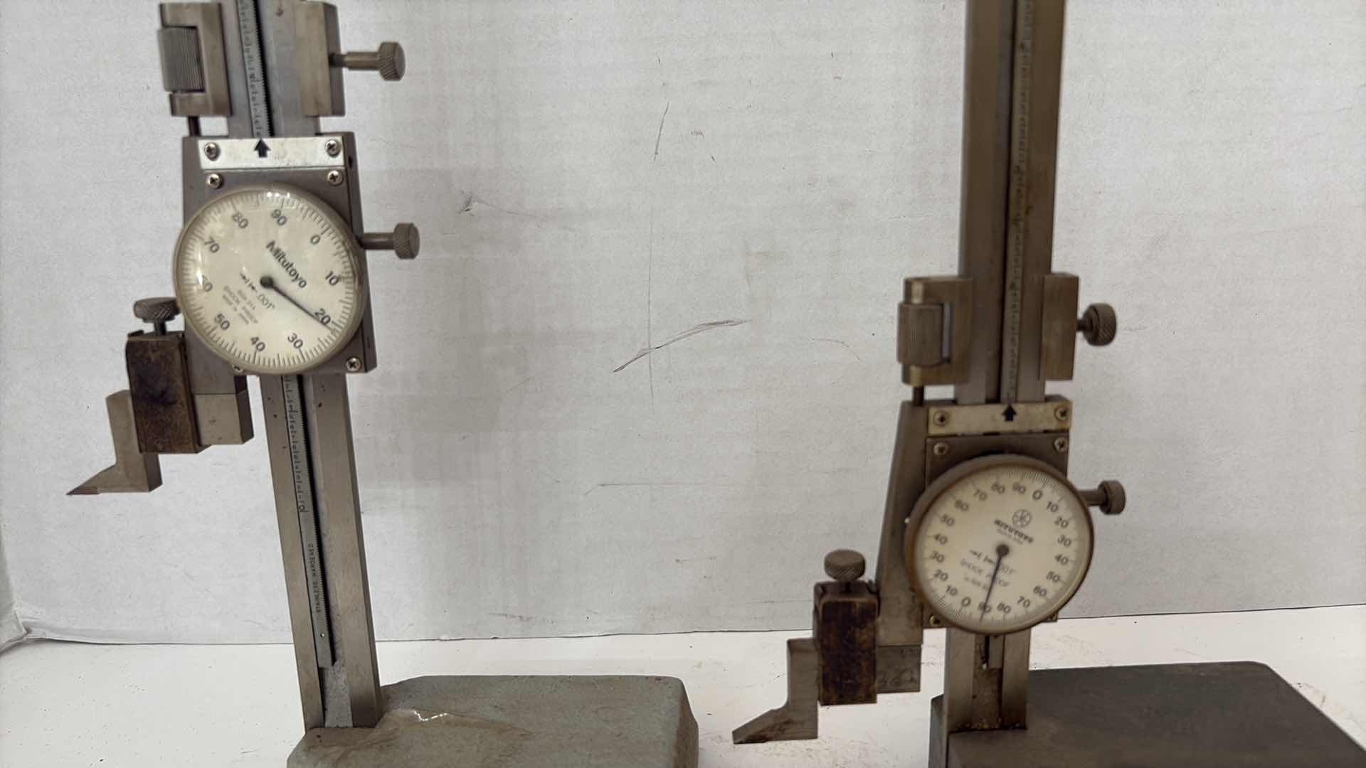 Photo 1 of (2)PCS MITUTOYO DIAL HEIGHT 10”