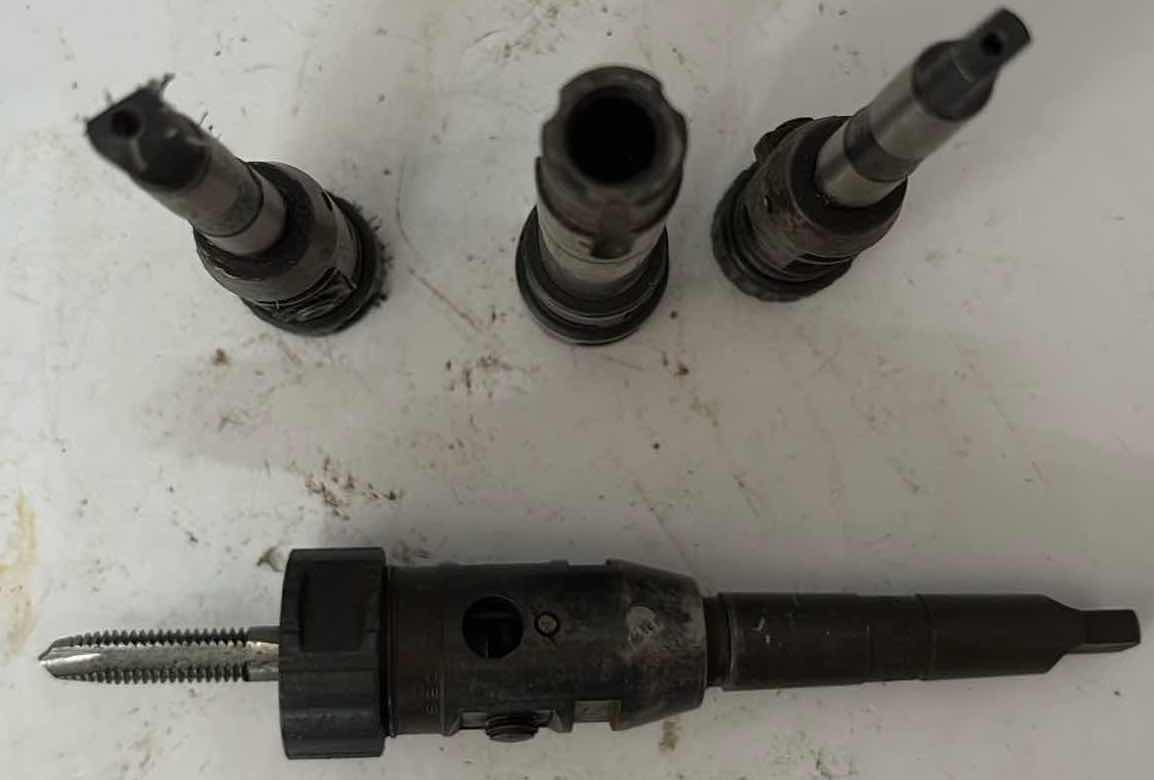 Photo 1 of (4)PCS WORM SHAFT