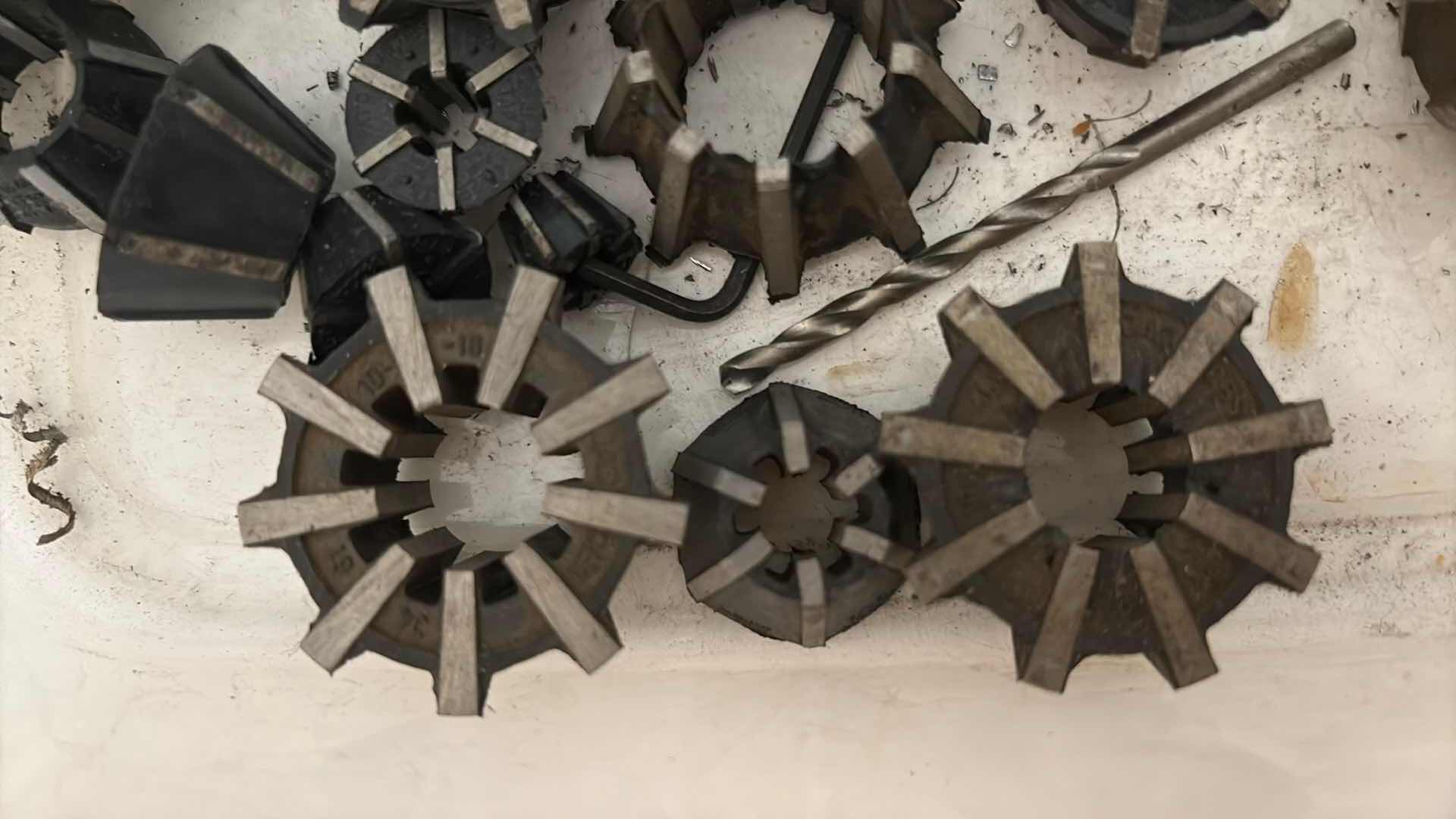 Photo 2 of (19)PCS COLLET