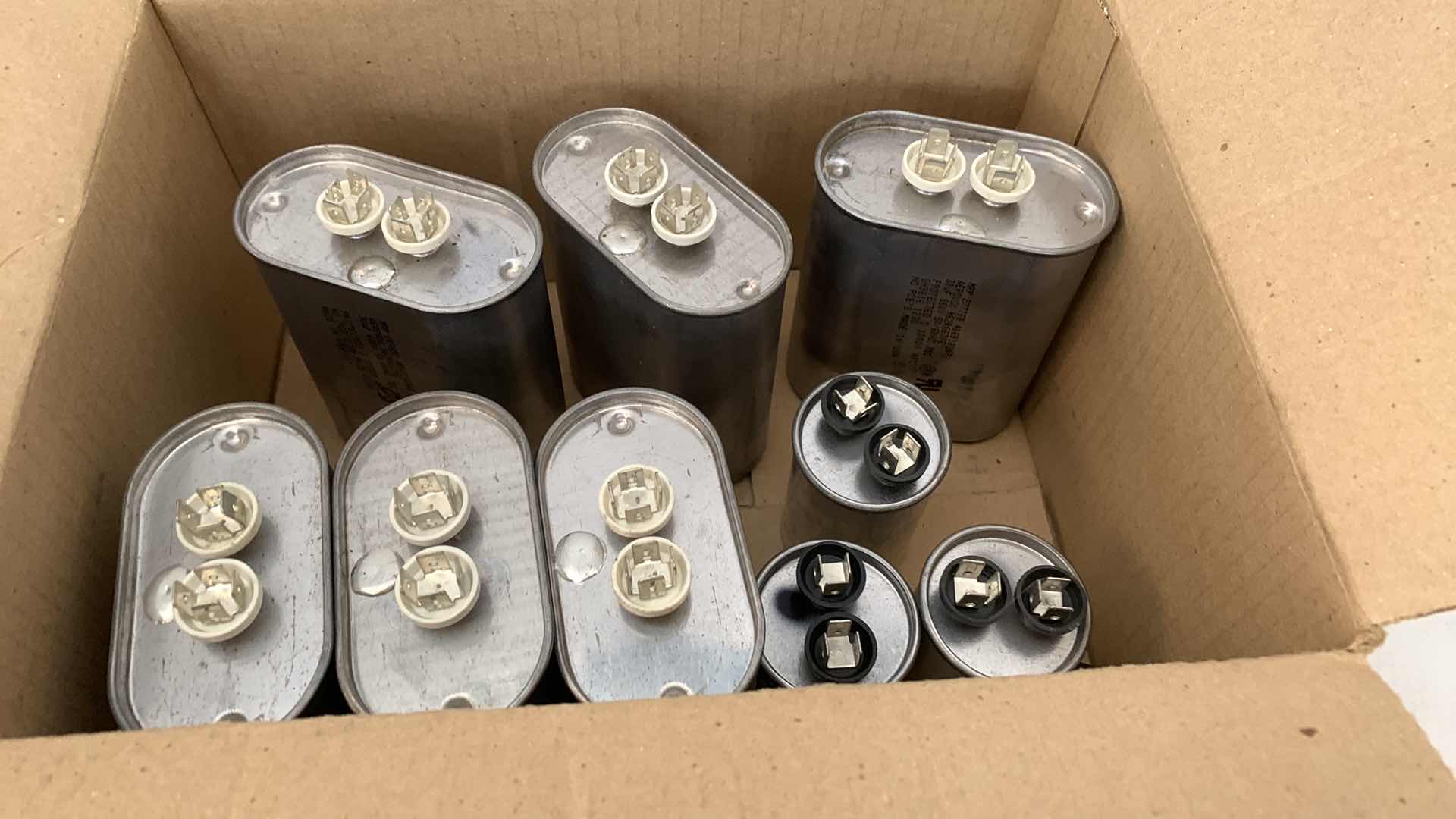 Photo 1 of CAPACITORS