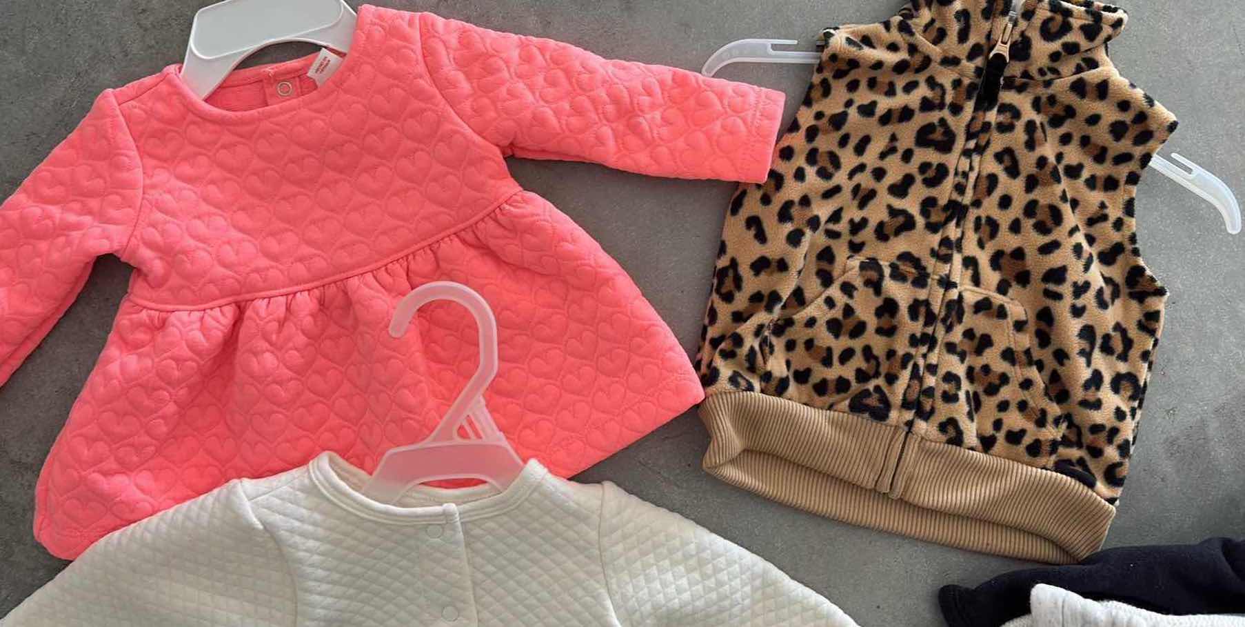 Photo 1 of (8)PCS BABY GIRLS TOPS 0-3 MONTHS