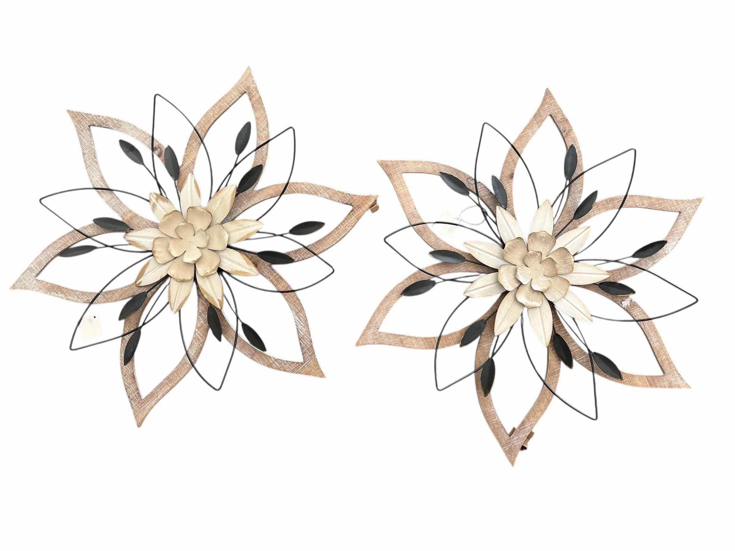 Photo 1 of (2)PCS NEW FLOWER WALL DECOR H