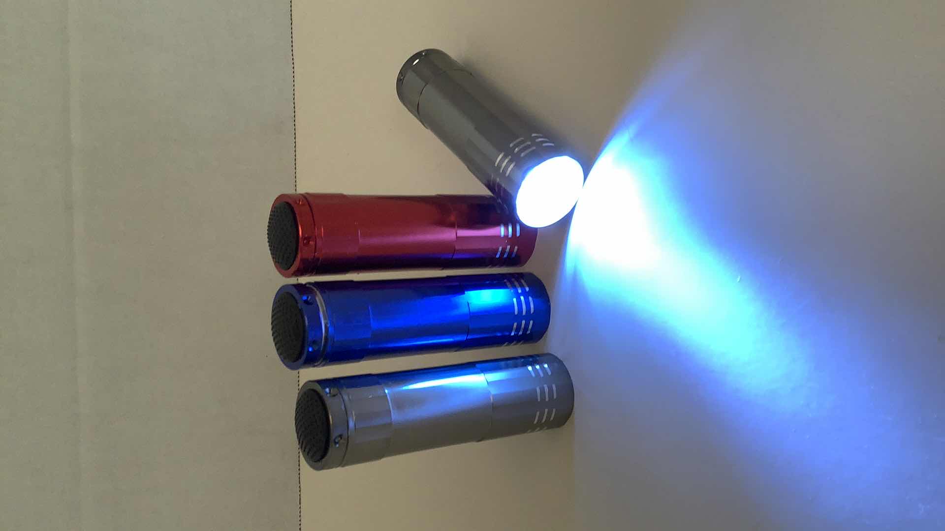 Photo 1 of 4 NAIL 9LED LAMPS