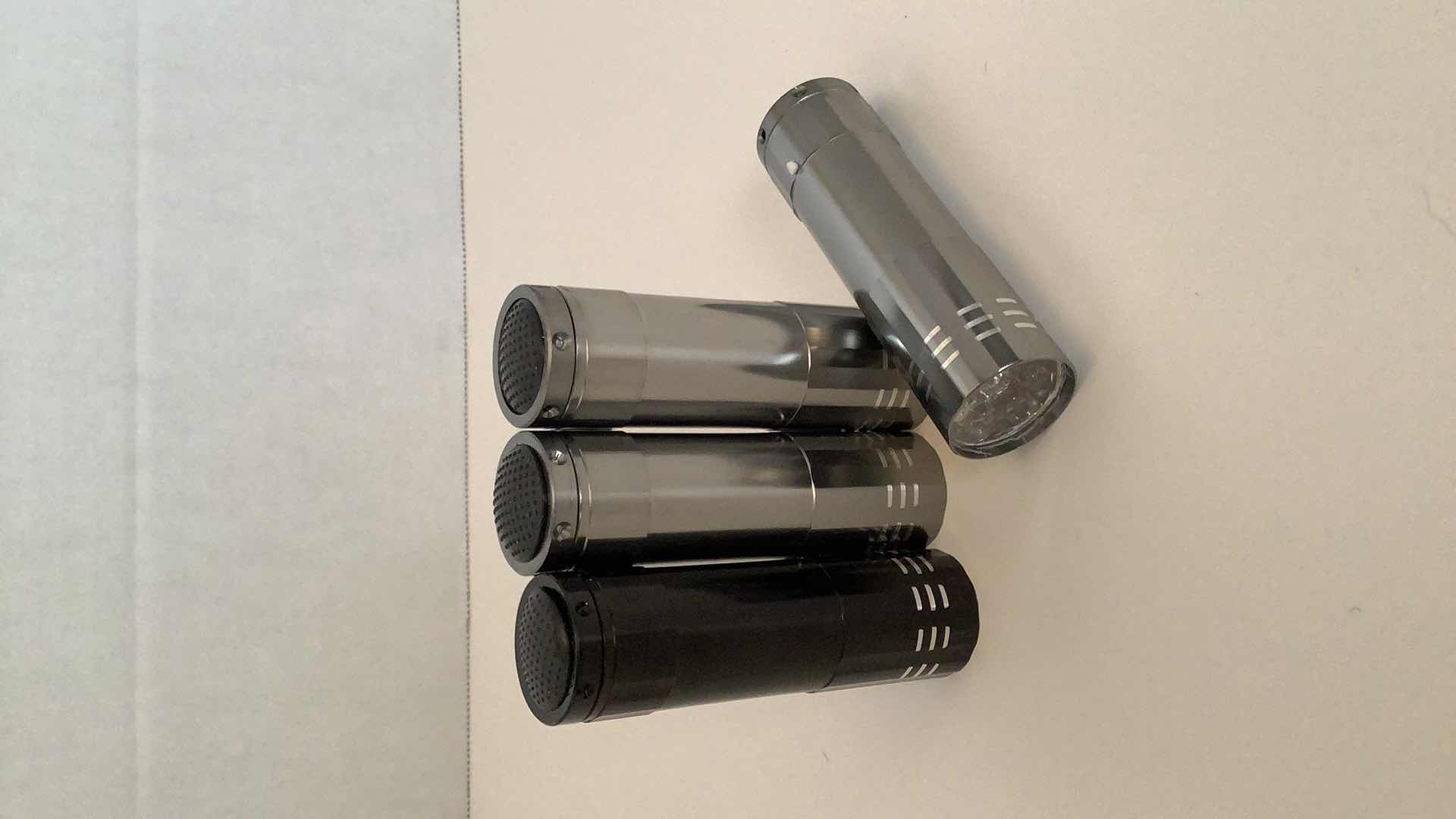 Photo 2 of 4 NAIL 9LED LAMPS