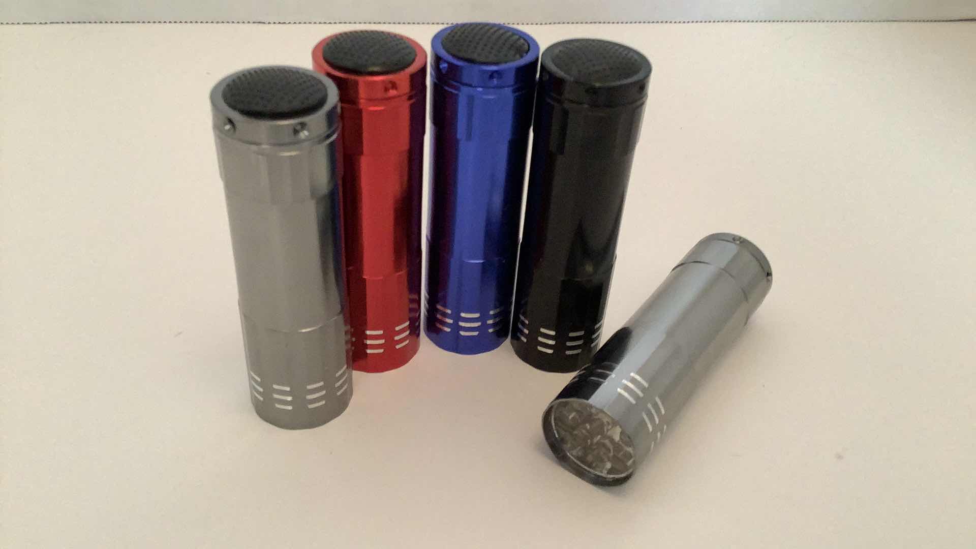 Photo 1 of 5 NAIL 9LED LAMPS