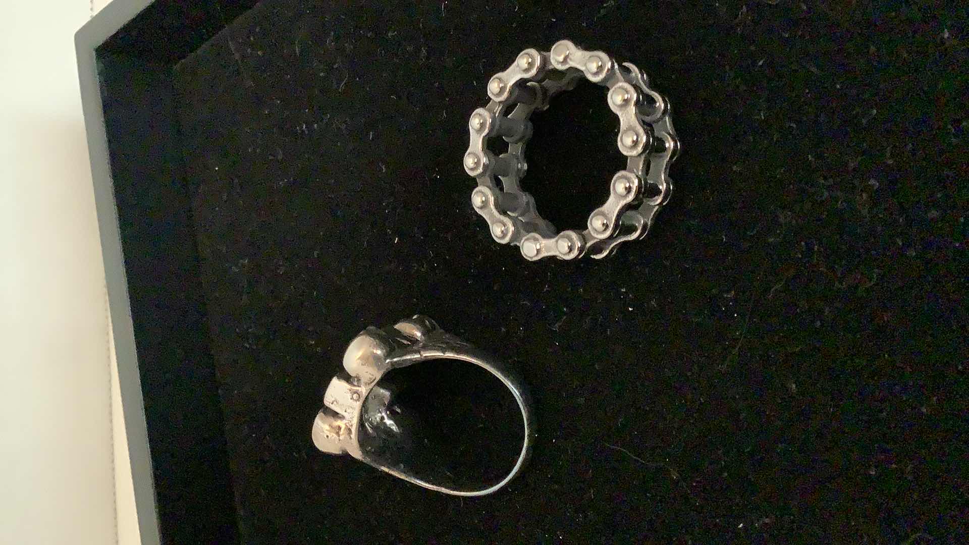 Photo 2 of MENS RINGS SIZE