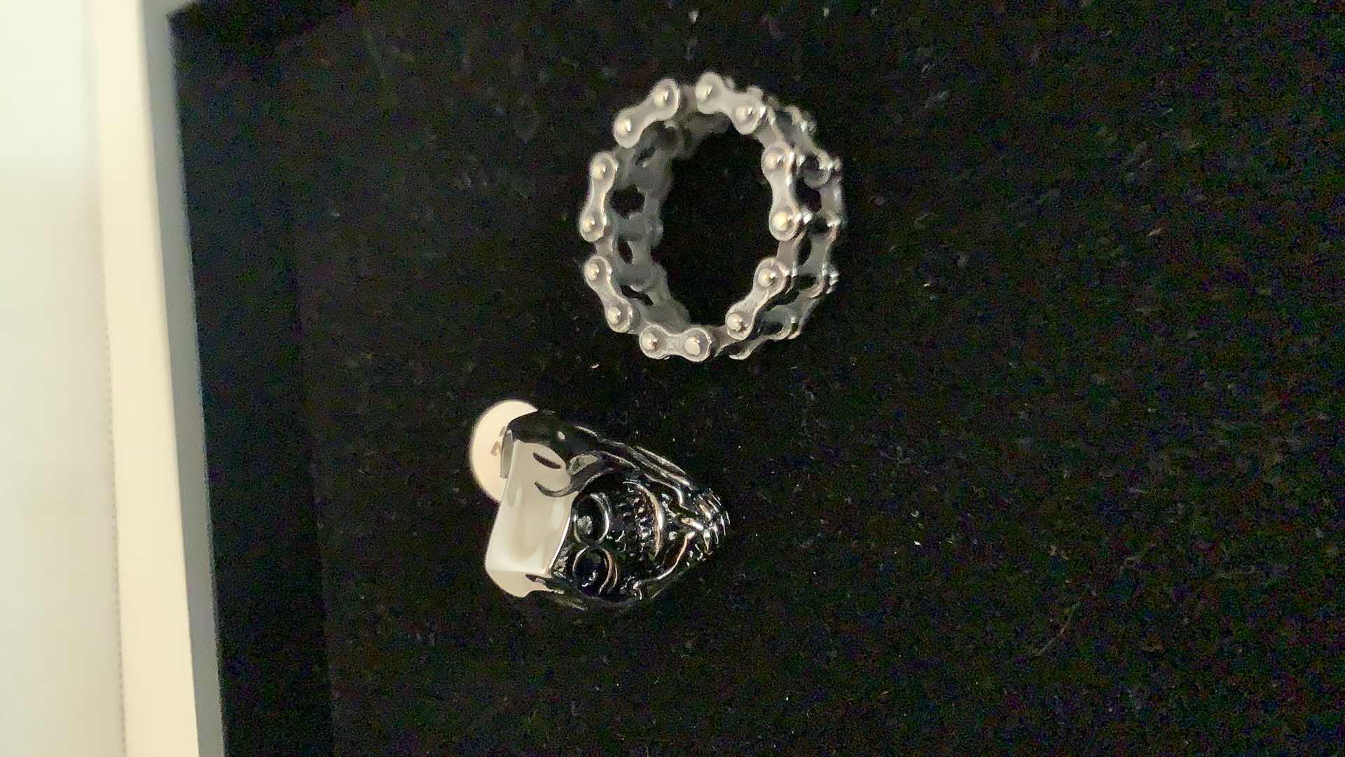 Photo 1 of MENS RINGS SIZE 12