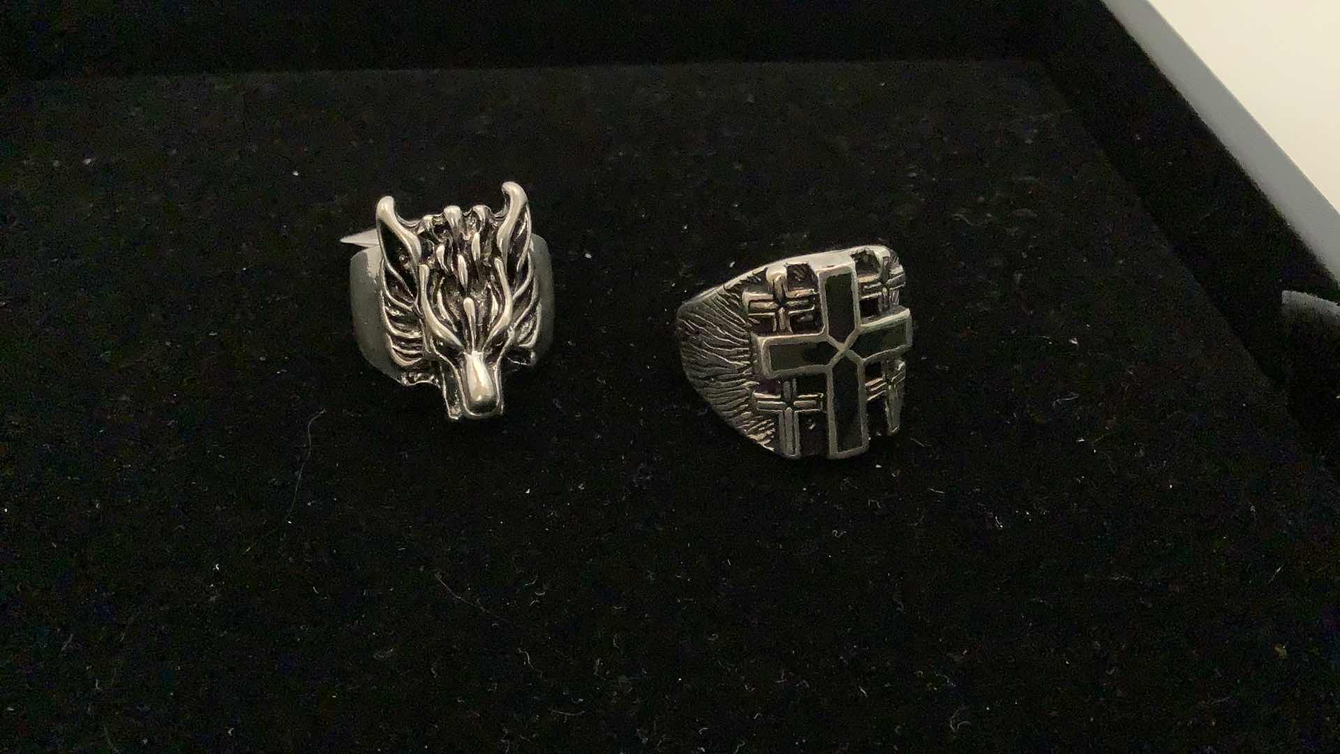 Photo 1 of MENS RINGS SIZE 9