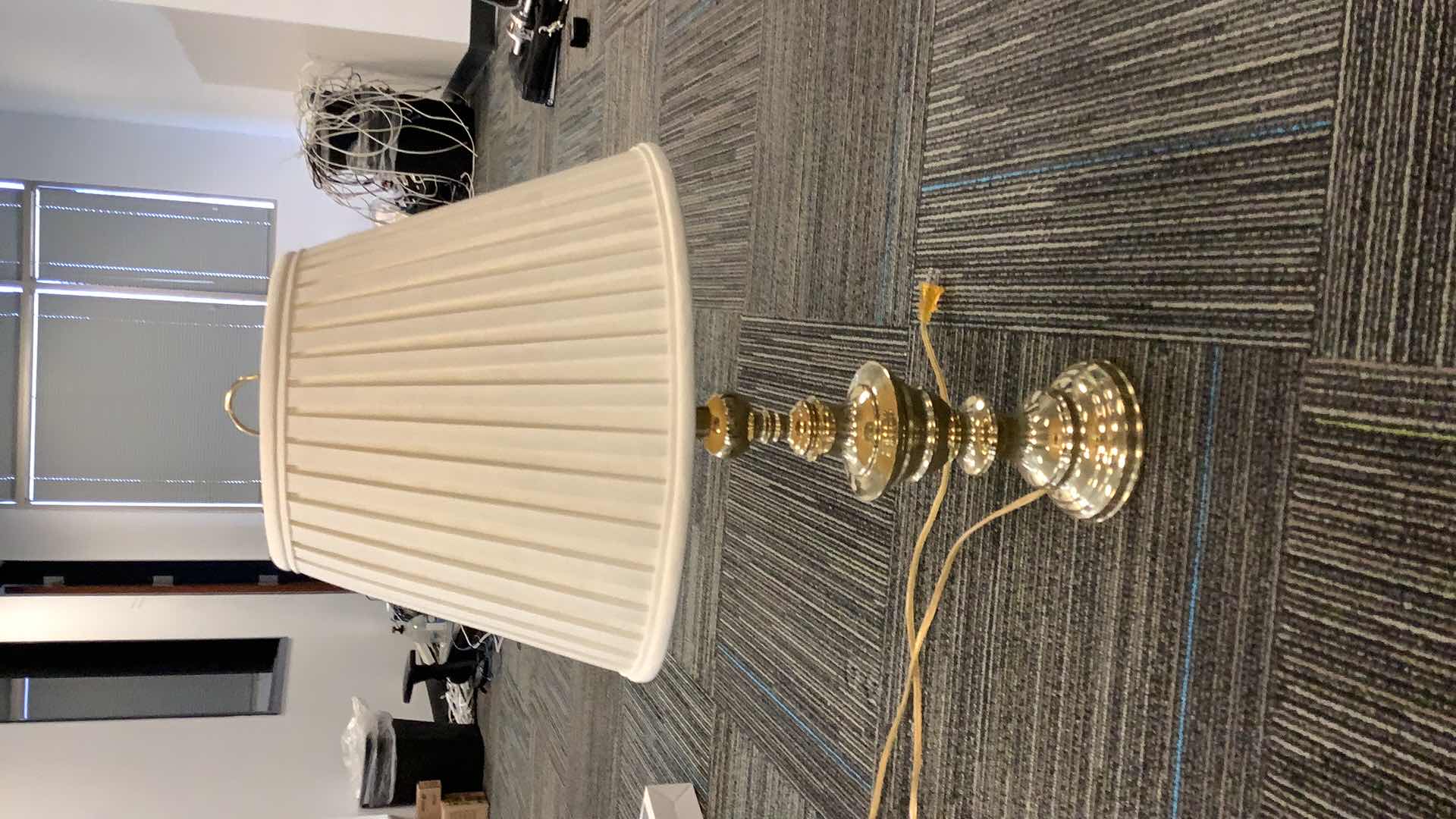 Photo 1 of NIGHTSTAND LAMP