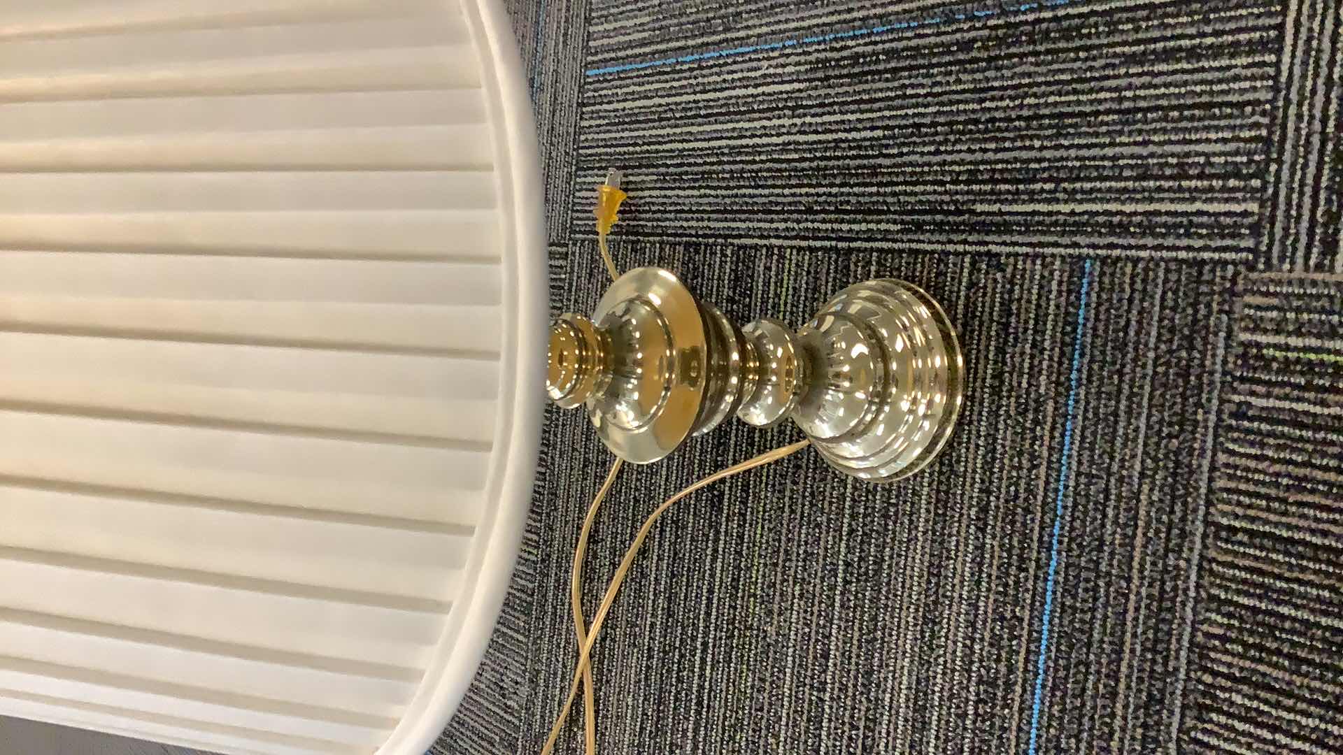 Photo 1 of NIGHTSTAND LAMP