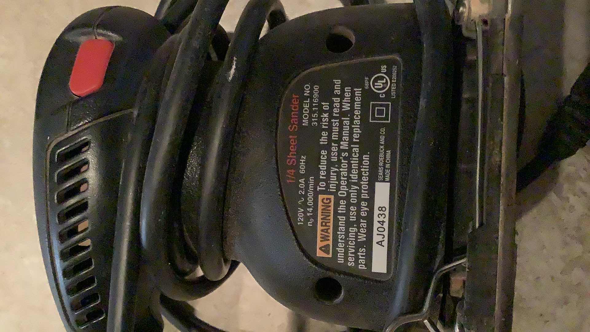 Photo 1 of CRAFTSMAN 1/4 SHEET SANDER