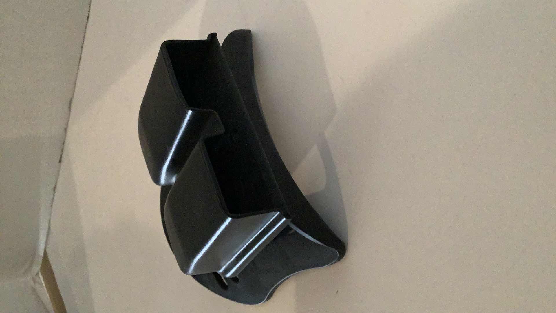 Photo 2 of DOUBLE MAGAZINE