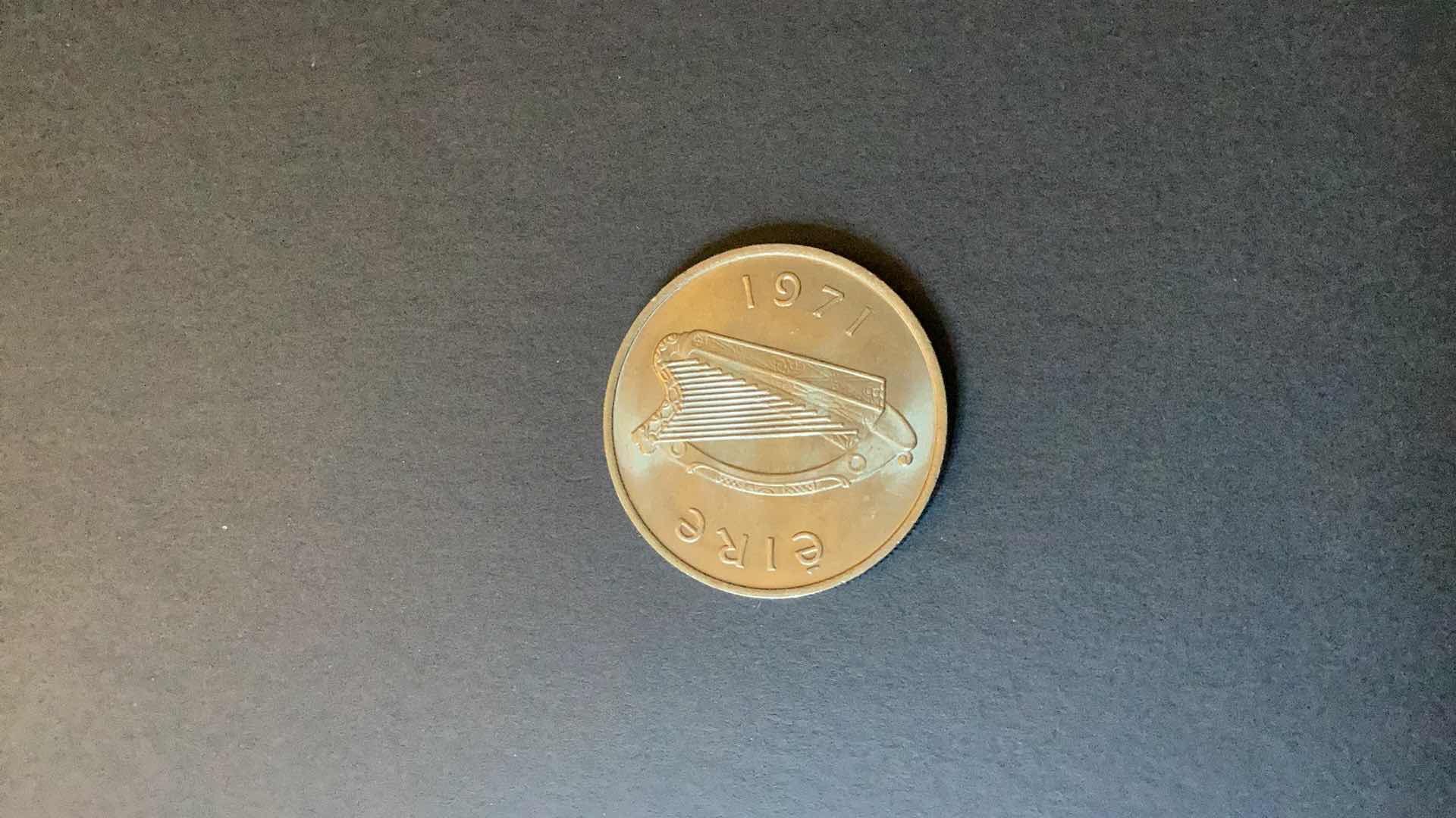 Photo 1 of IRELAND 1971 5 P