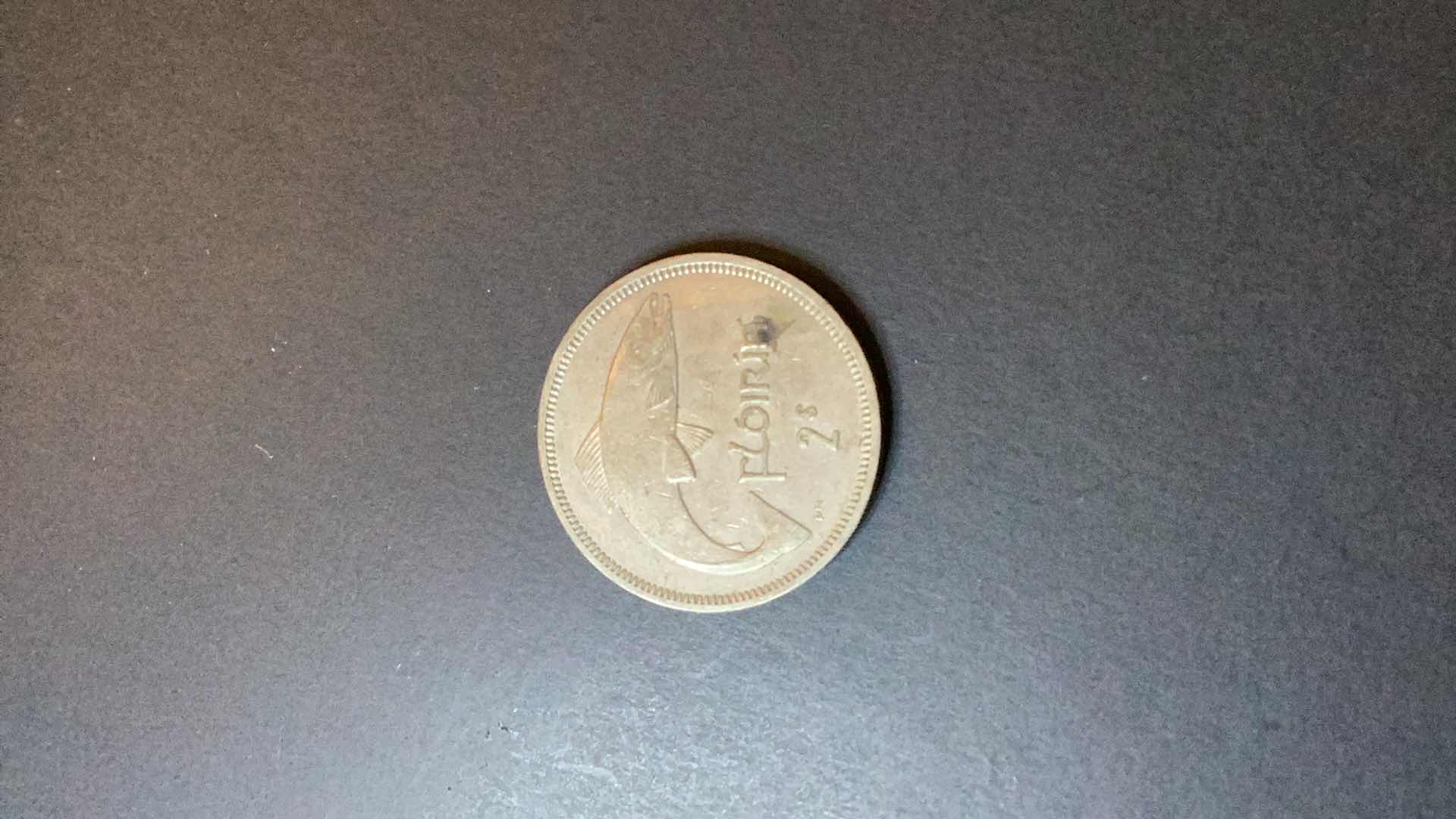 Photo 1 of IRELAND 1962 FLORIN