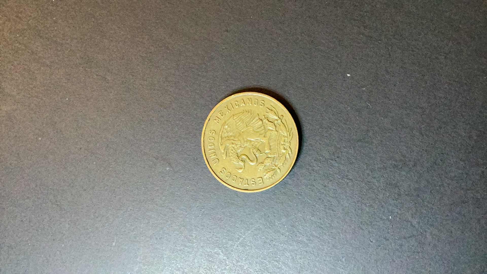 Photo 1 of MEXICO 1966 5 CENTAVOS