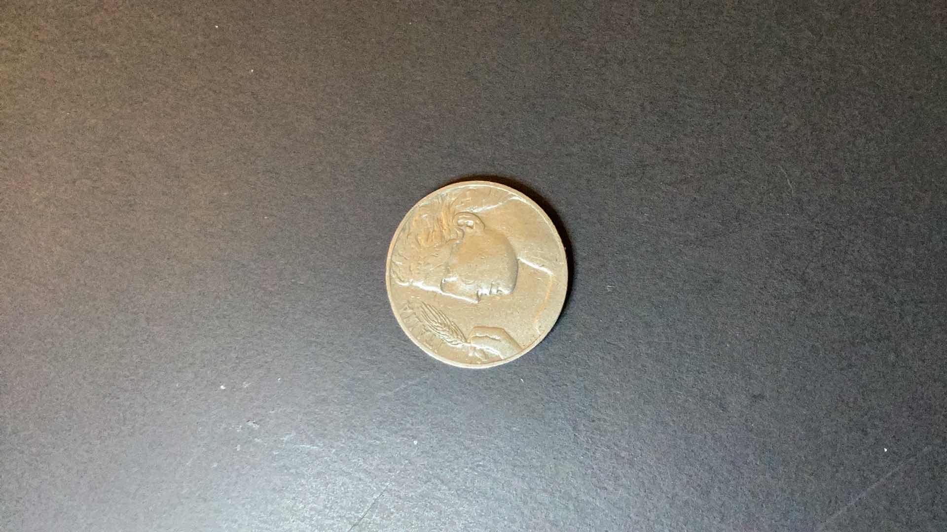 Photo 1 of ITALY 1914 20 CENTIMES