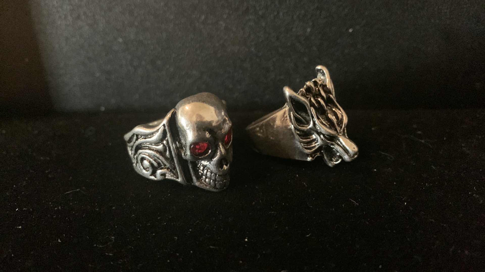 Photo 1 of MENS RINGS SIZE 10.25