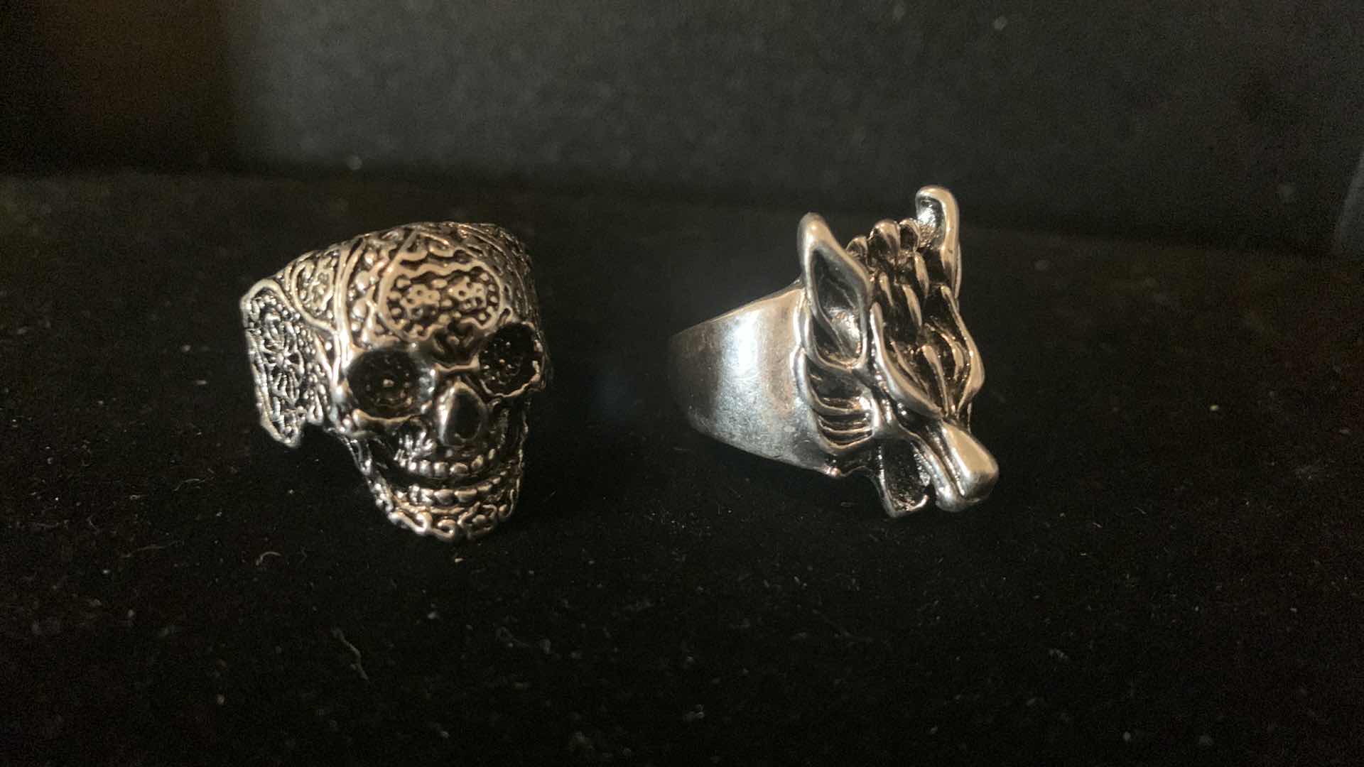 Photo 1 of MENS RINGS SIZE 10