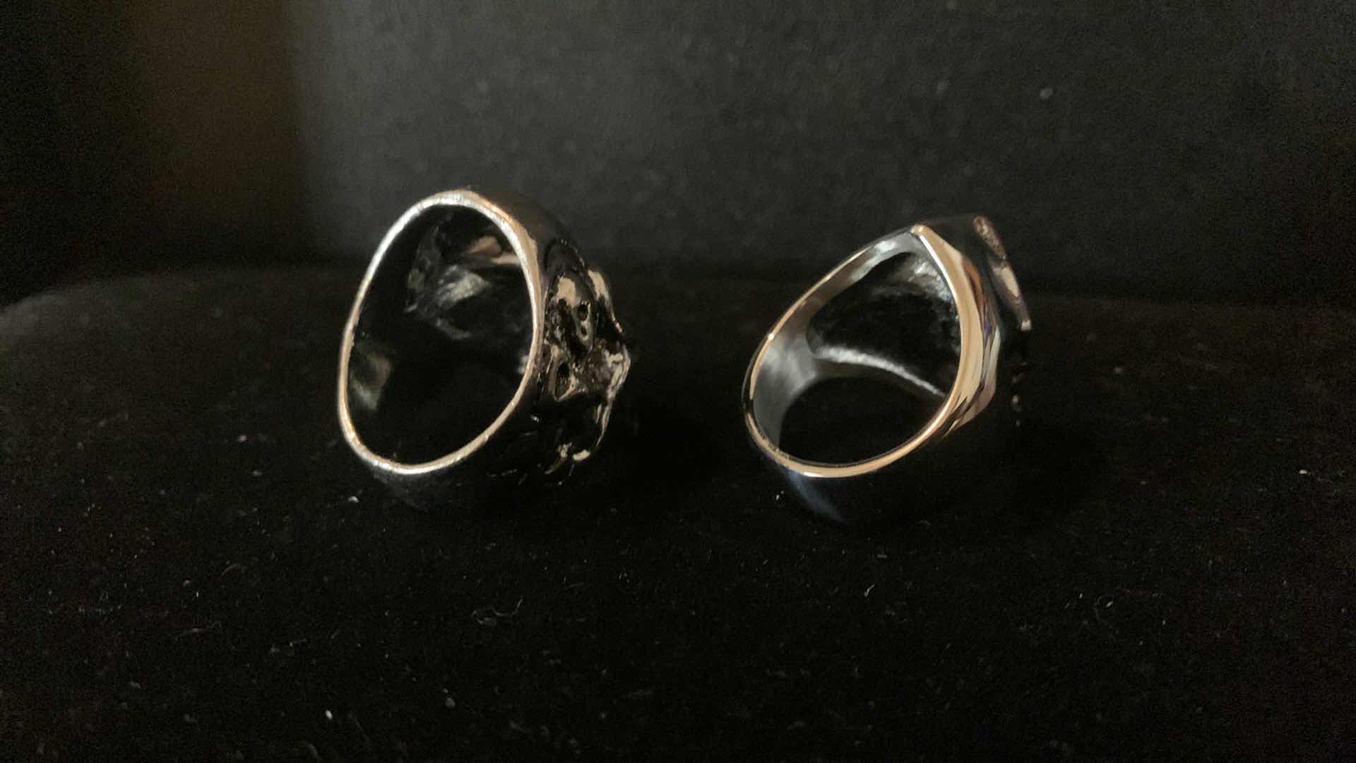 Photo 1 of MENS RINGS SIZE 9