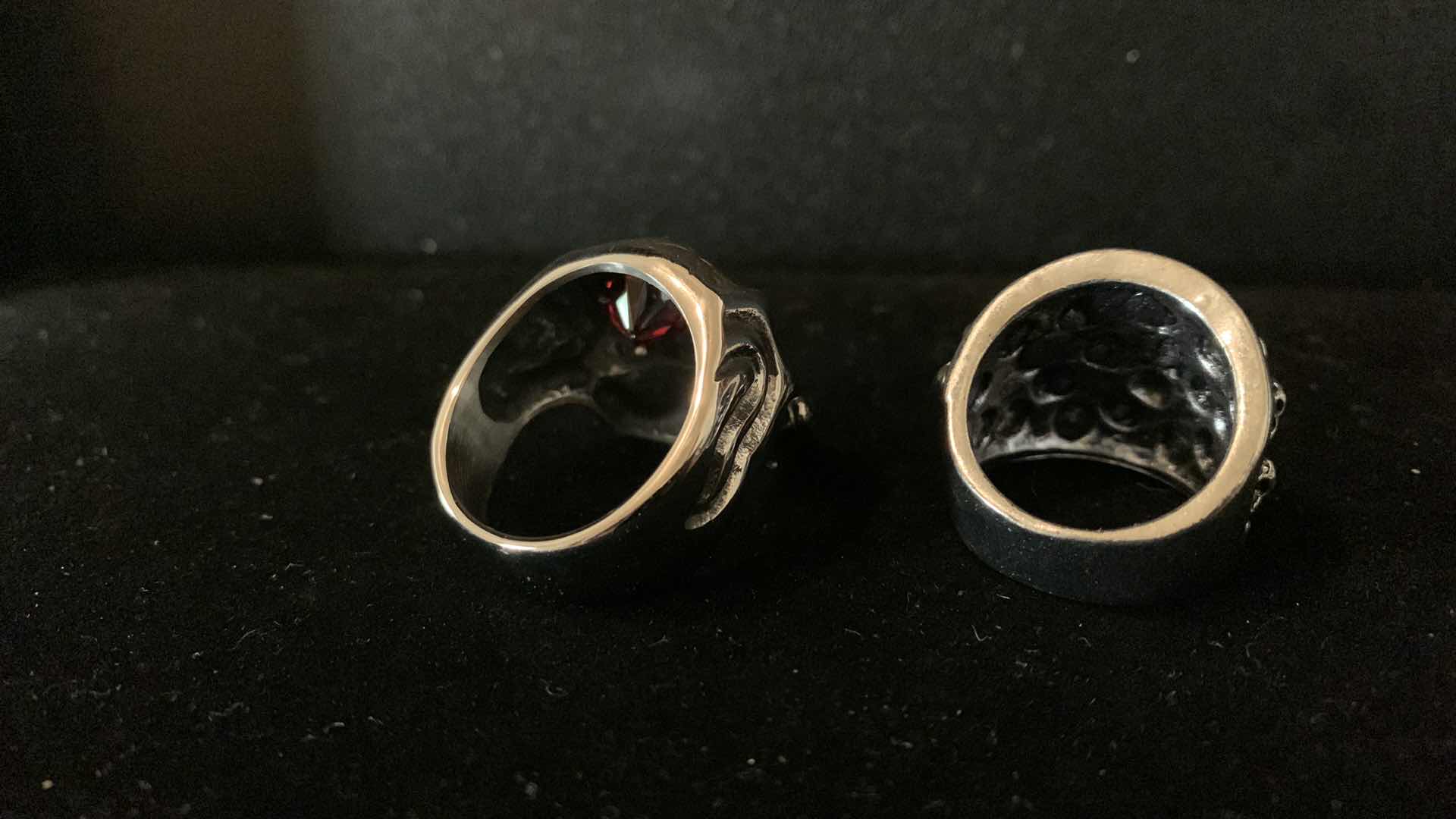 Photo 2 of MENS RINGS SIZE 9